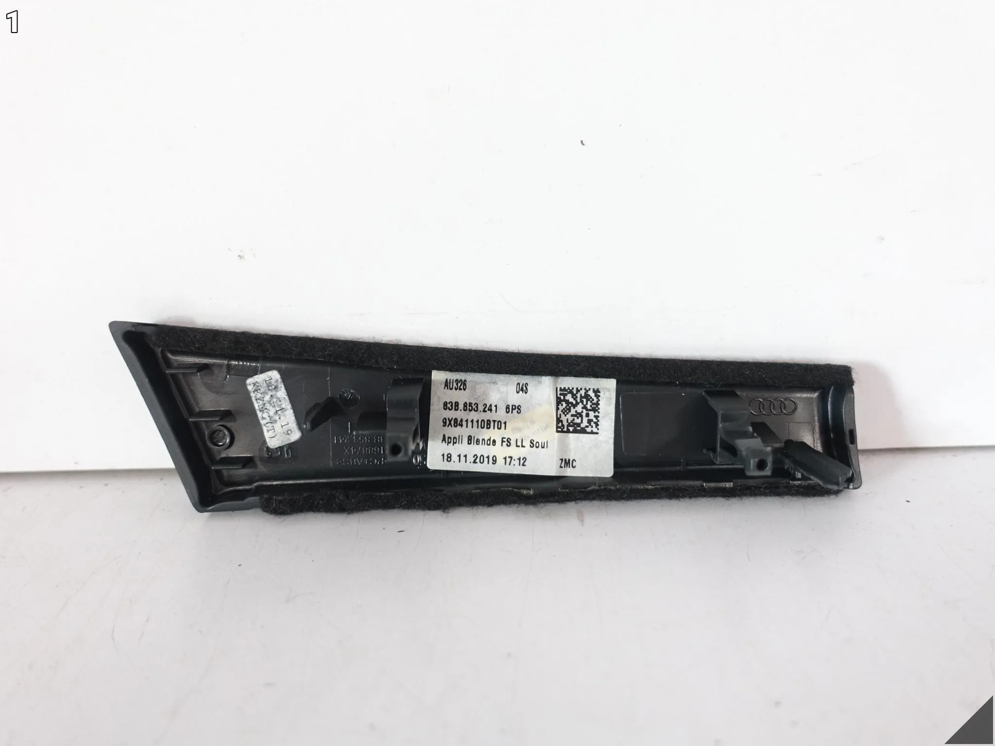 AUDI Q3 83A 83B F3 18-25 LISTWA OSŁONA DEKOR DESKA ROZDZIELCZA 6PS EU 24KM 914a9746457db8e90bc4b6ad5510db04