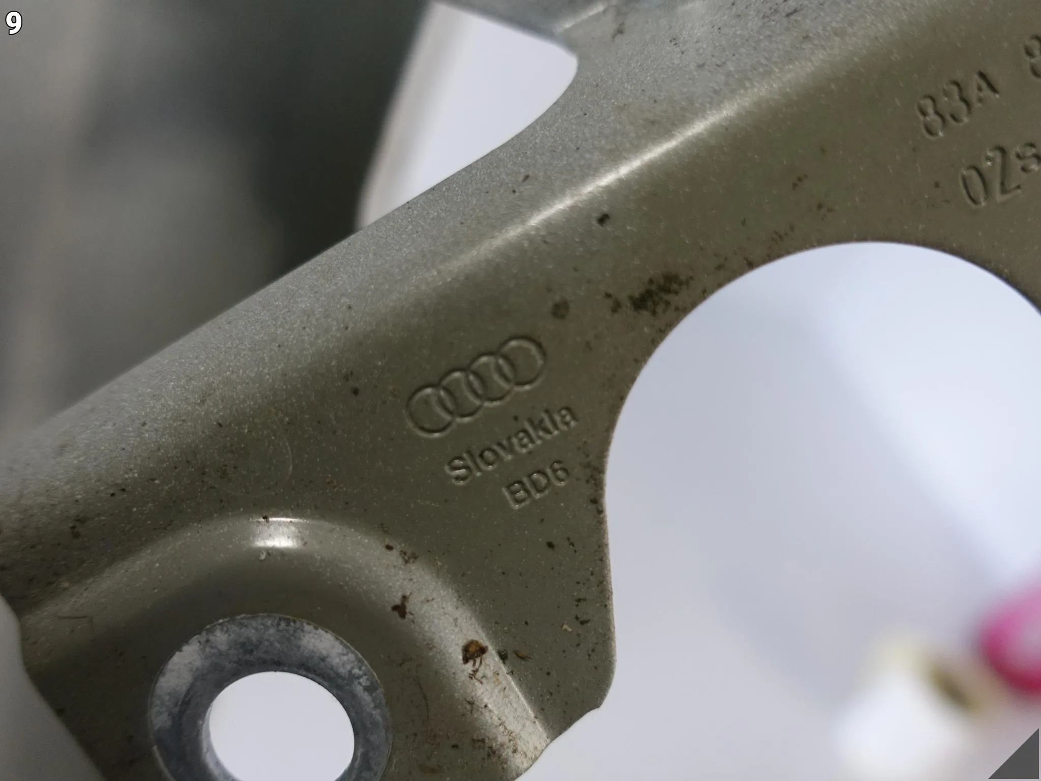 AUDI Q3 83A F3 18-25 BŁOTNIK PRAWY PRZÓD DEMONTAŻ KOLOR LS9R S9R 985a23fcd752f09b3f88182f1037e79c