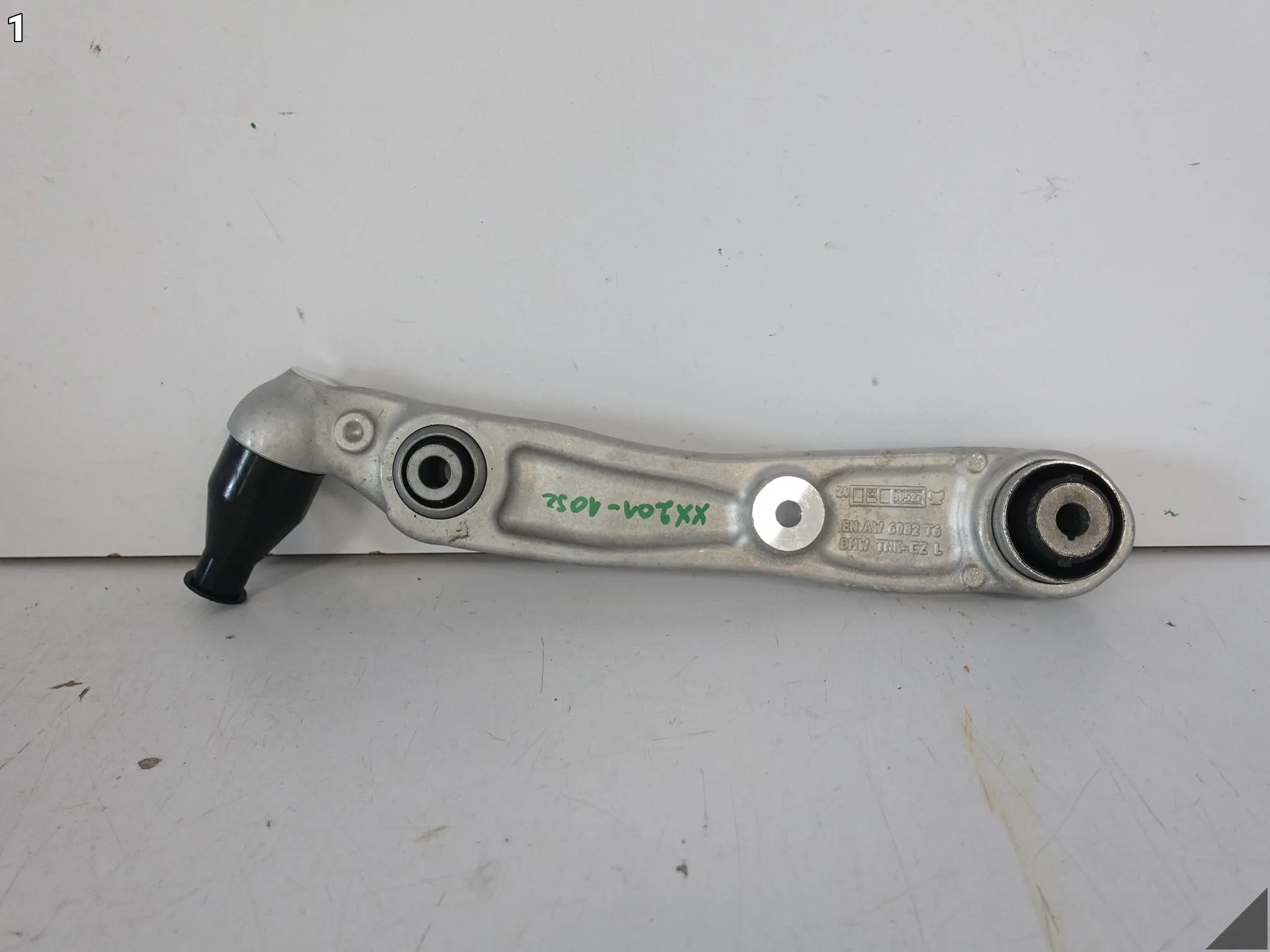 BMW 7 G70 22- WAHACZ POPRZECZNY DOLNY PRZÓD LEWY ORYGINALNY 3da0fe9f2903c0534e76e6737ef20d76