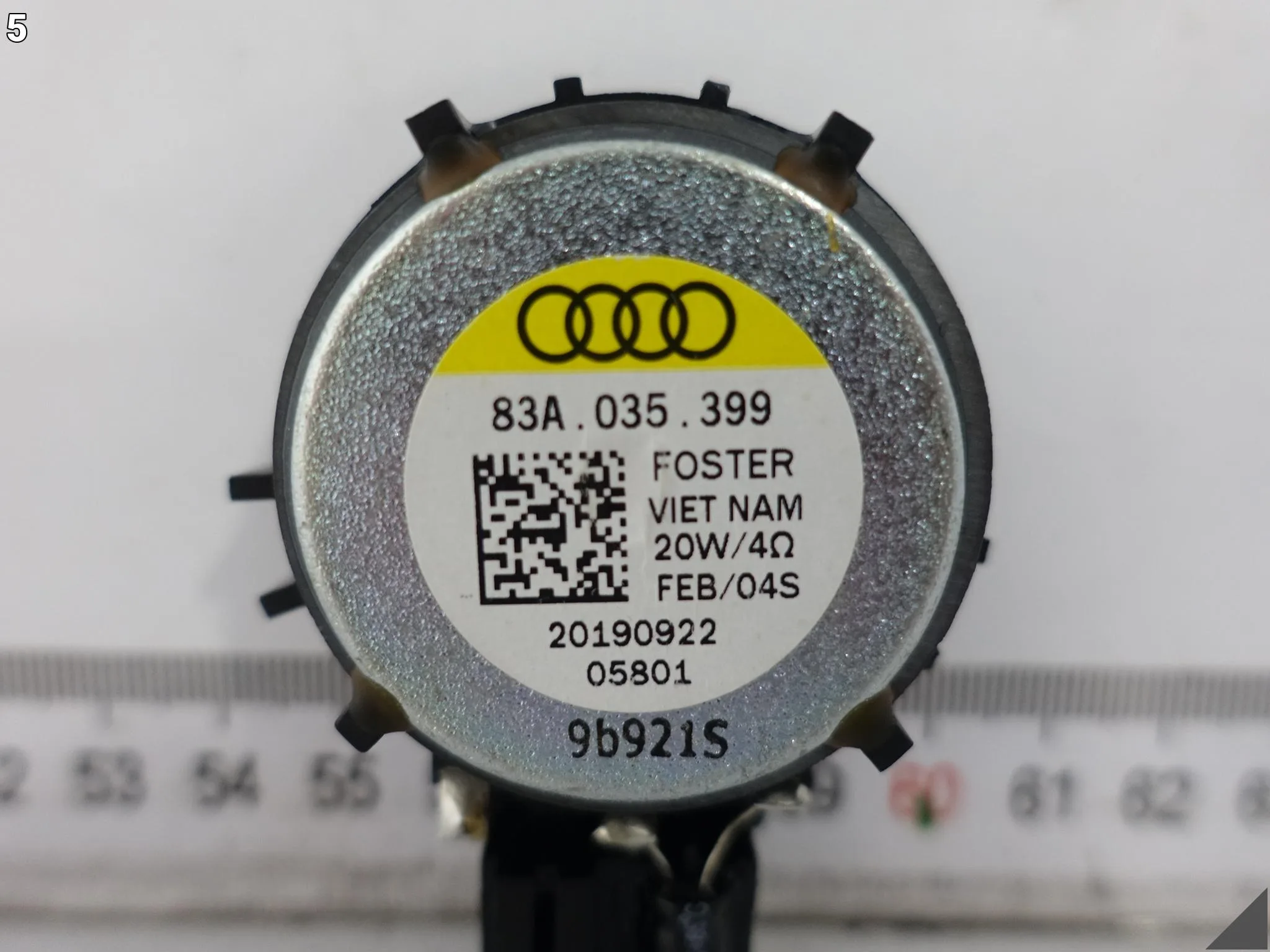 AUDI Q3 83A F3 A3 8Y0 GŁOŚNIK WYSOKOTONOWY SŁUPEK B DRZWI TYŁ PRAWY = LEWY bd55387e39445897f58c8c7feae9afb0