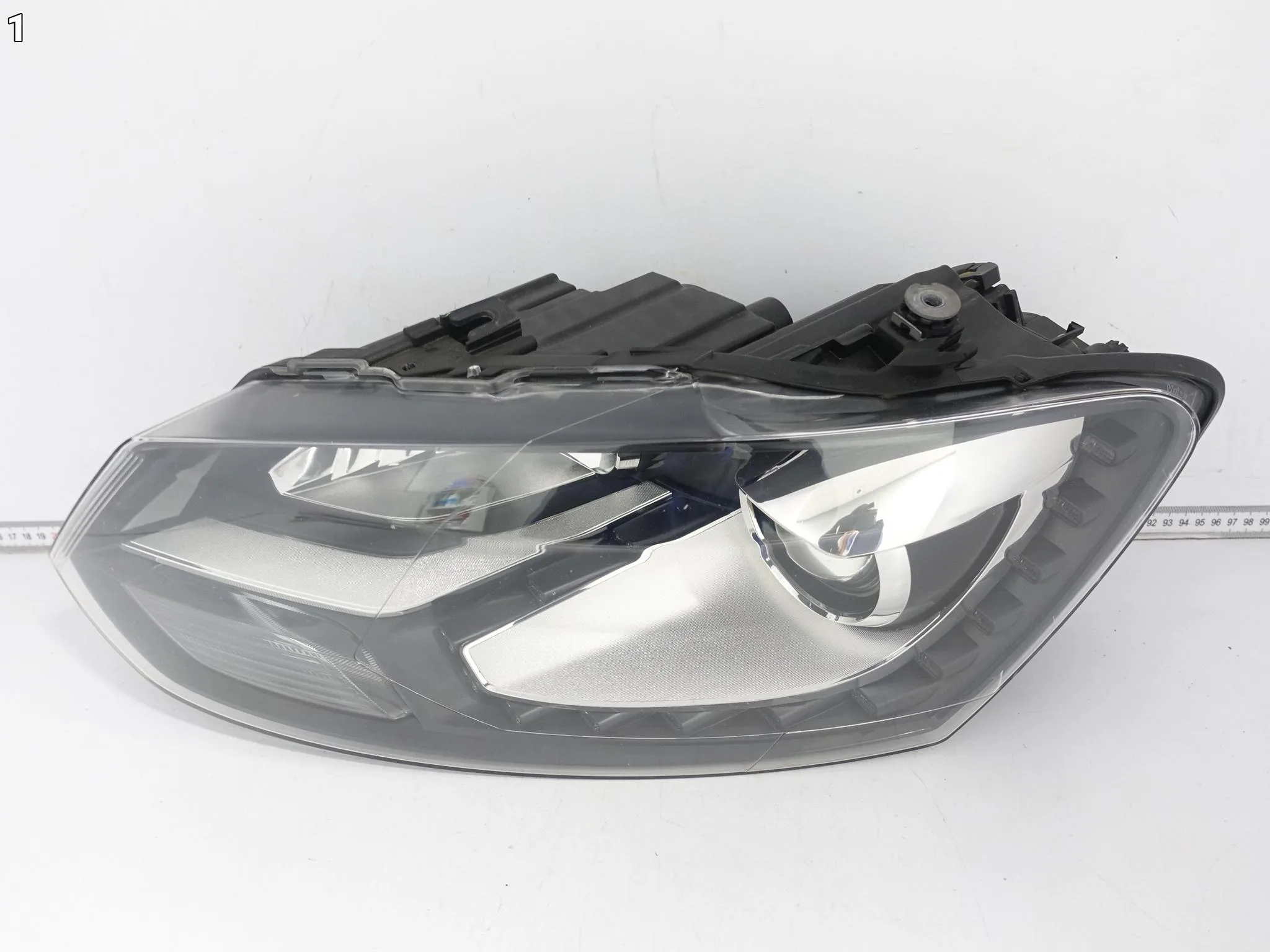 VW POLO V 5 6R1 6R0 GTI 09-14 LAMPA XENON + LED LEWA PRZÓD EUROPA 338329eb6c380e3bf422243fa0411fa8