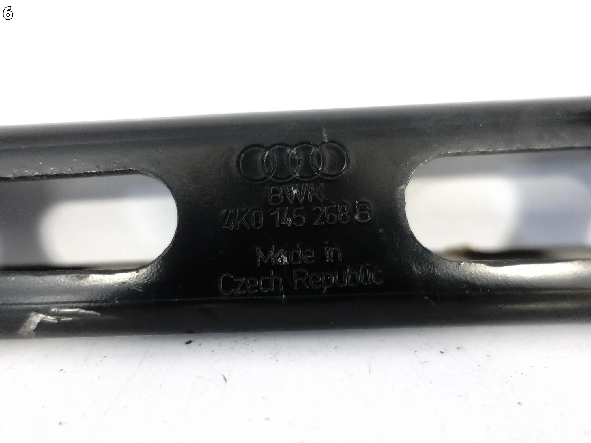 AUDI RS6 4K0 RS7 4K8 C8 19-25 WSPORNIK UCHWYT MOCOWANIE INTERCOOLER PRAWY 58090e2dd0e463e40d195159df0f60fd