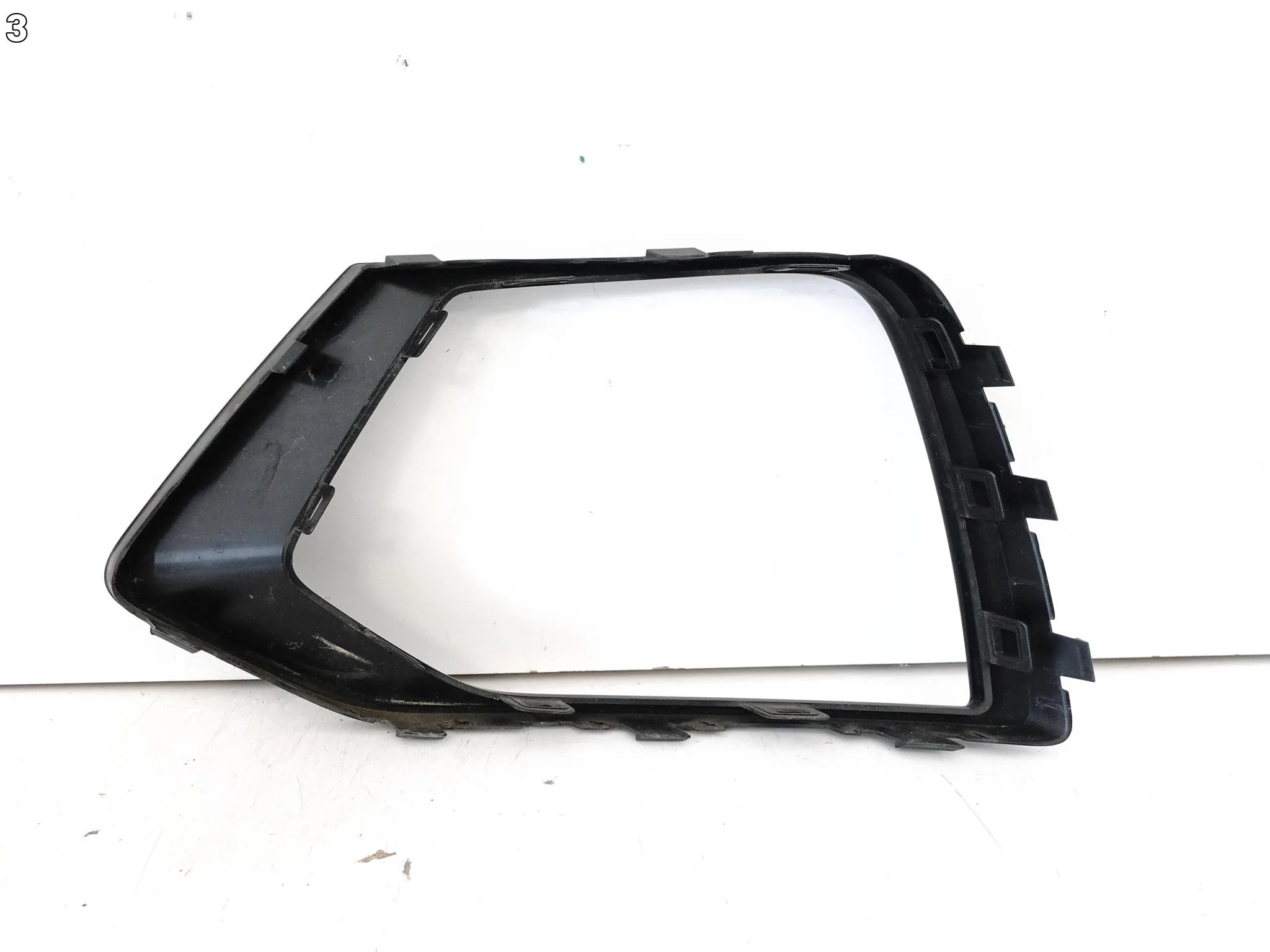 AUDI Q3 II F3 83A BASIS 18-25 LISTWA OSŁONA RAMKA NA ZDERZAK PRAWA PRZÓD 4da48b8f9d7ea285bf5b010cd502f463