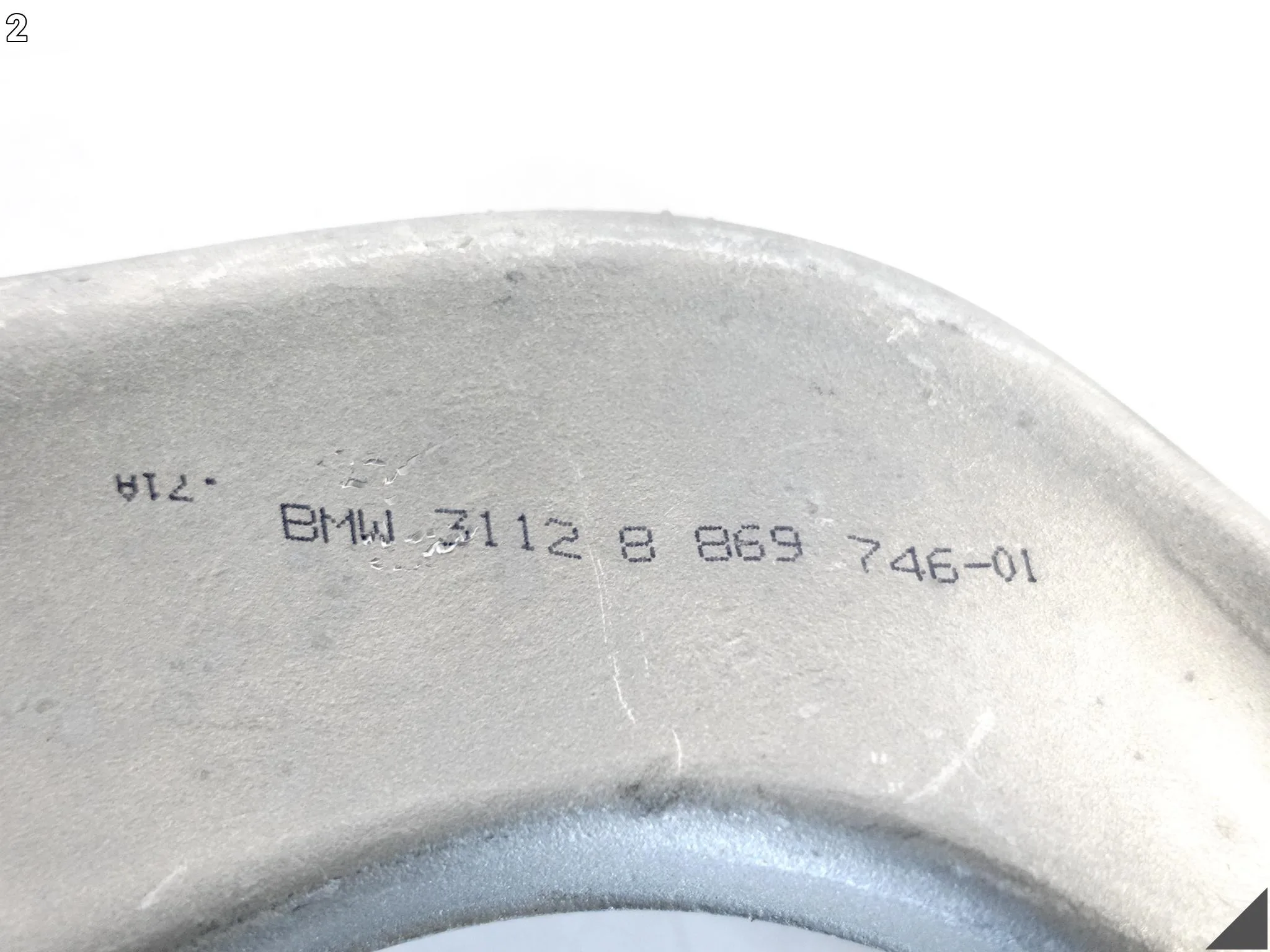 BMW 7 G70 22- WAHACZ ROZPRĘŻNY Z PODUSZKĄ PRAWY PRZÓD ORYGINALNY bed151fc5f370251178a00595e66e2f9