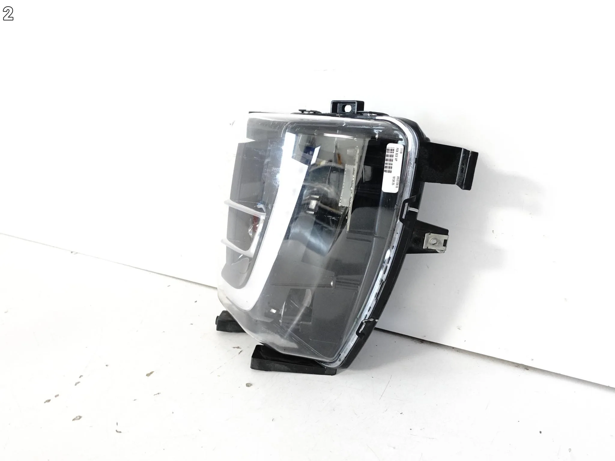 TESLA MODEL X 15- LAMPA HALOGEN LED DRL LEWY W ZDERZAK PRZÓD 349e02cd7e04f3a193fb34626278295a