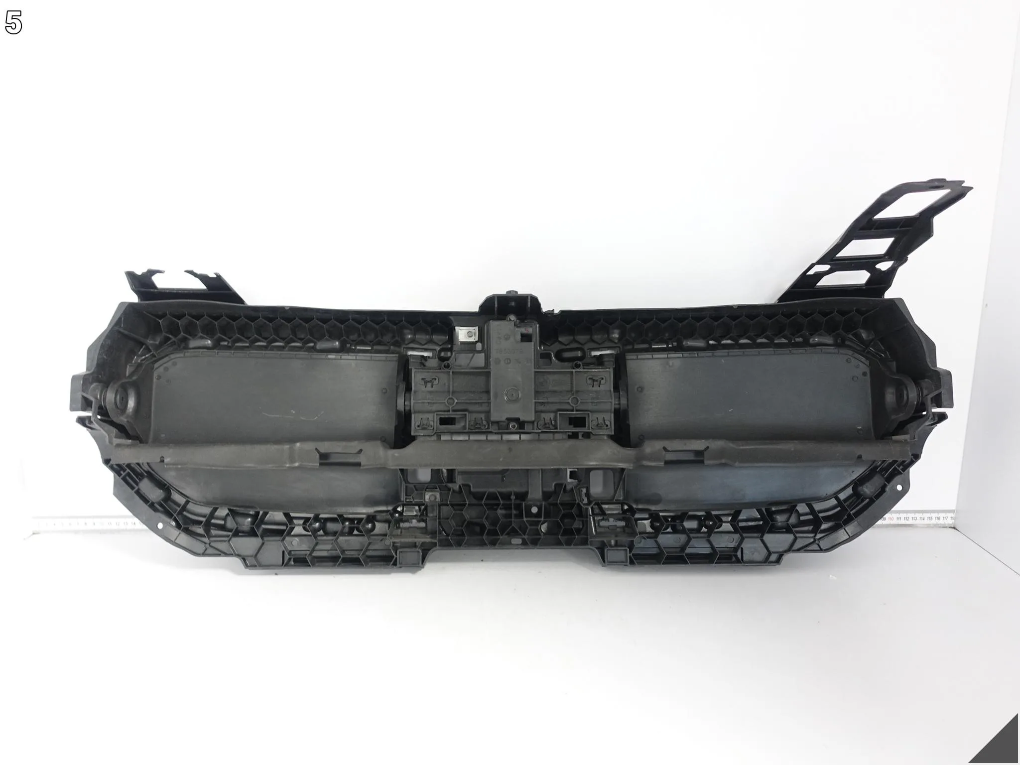 BMW 1 F70 24- KIEROWNICA POWIETRZA ROLETA ŻALUZJA ATRAPA MECHANIZM PRZÓD e71aec8f5b3cd95ac3b3ebcb599d4686