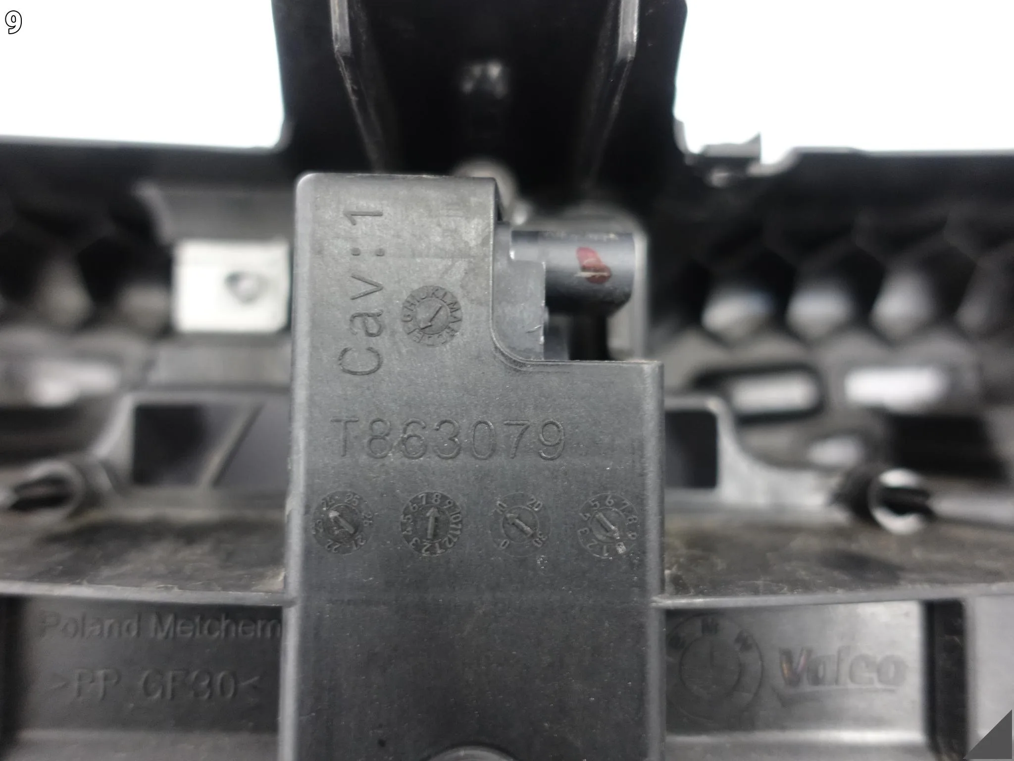 BMW 1 F70 24- KIEROWNICA POWIETRZA ROLETA ŻALUZJA ATRAPA MECHANIZM PRZÓD e83919f49ae70d9b3e2b94d05e6220ee