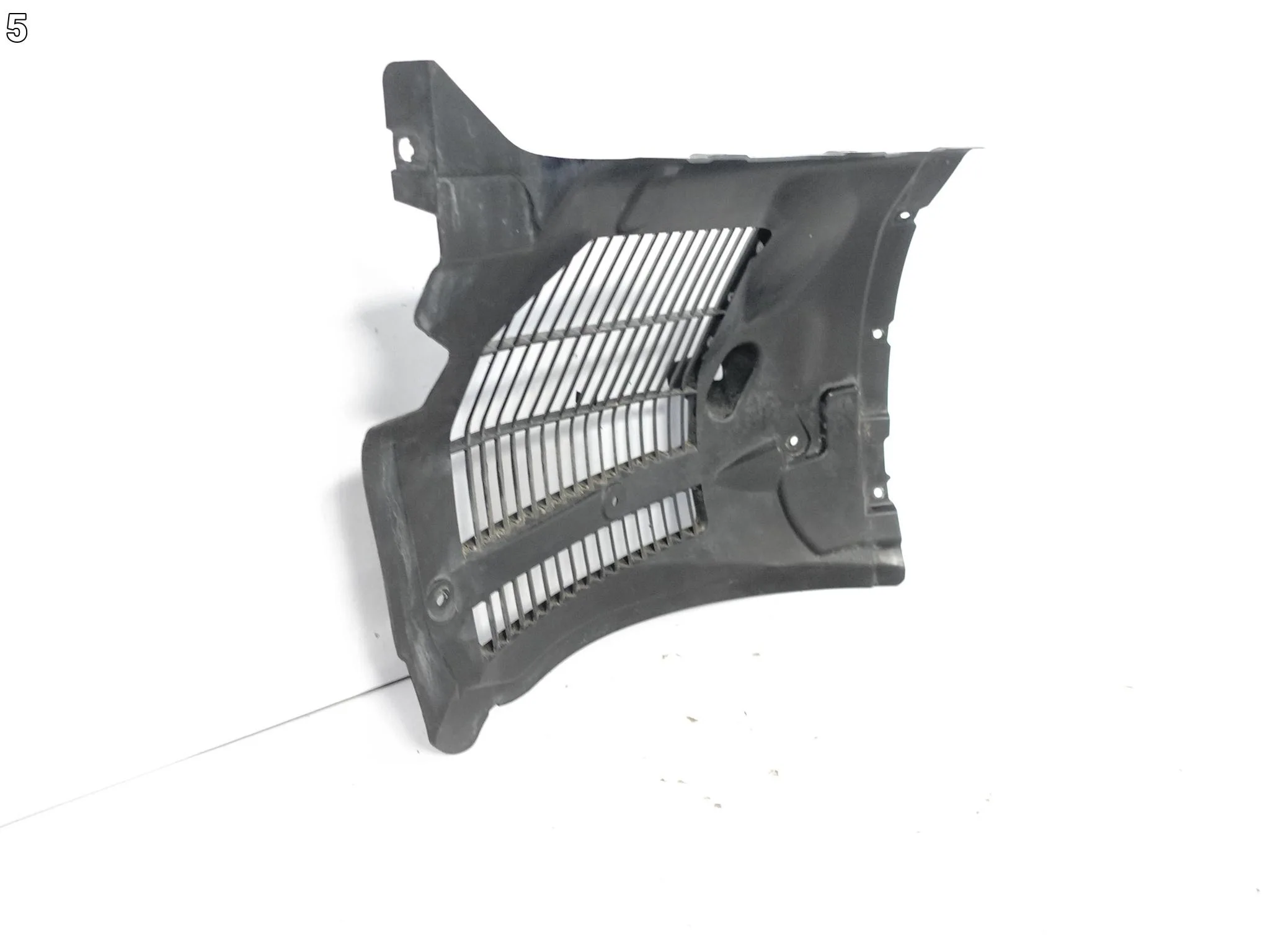 FERRARI ROMA SPIDER F169 20- NADKOLE WLOT OSŁONA PRZÓD PRAWE PRZEDNIA CZĘŚĆ 68ade7522c2db3e9f38df5fbf1dd3b91