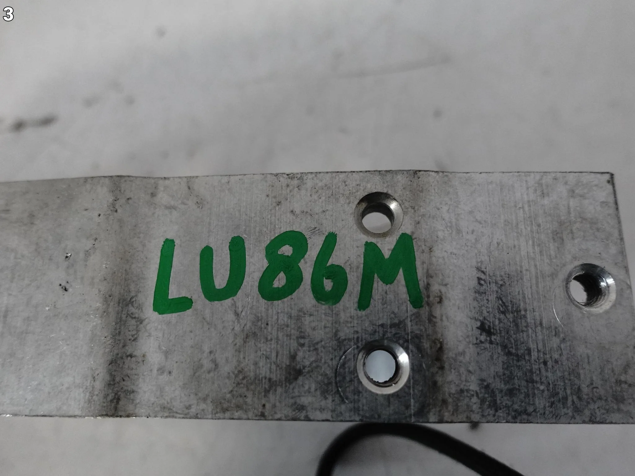 AUDI A4 S4 8W0 A5 F5 8W6 B9 15- UCHWYT MOCOWANIE BELKA ZDERZAK PAS PRZÓD b3d2afaae55e9d5774b3411c9b358fb7