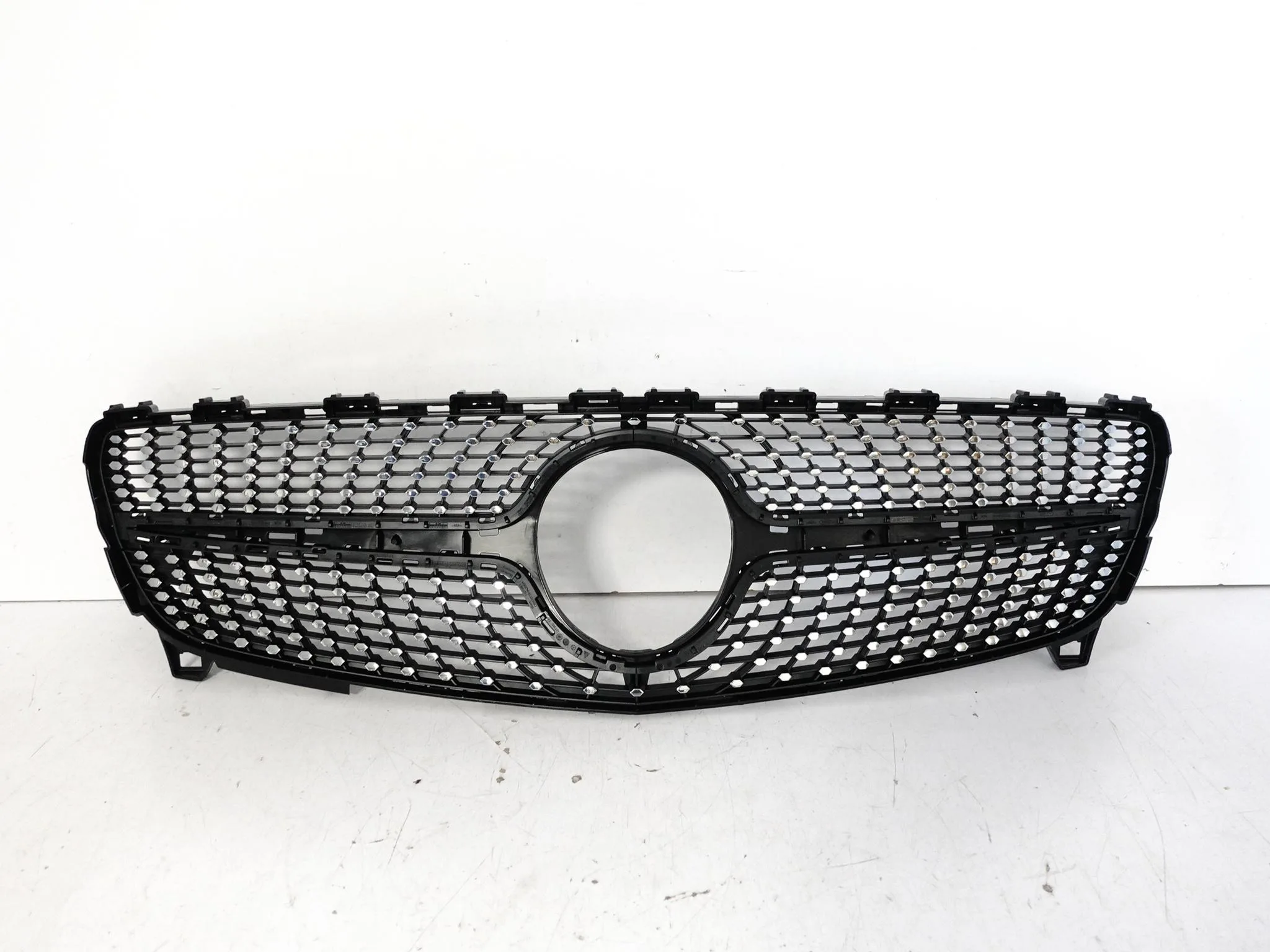 MERCEDES A-KLASA W176 LIFT MOPF AMG 15-18 GRILL ATRAPA KRATKA W ZDERZAK 8360d8a435e00f9d7fe9848c881c9127