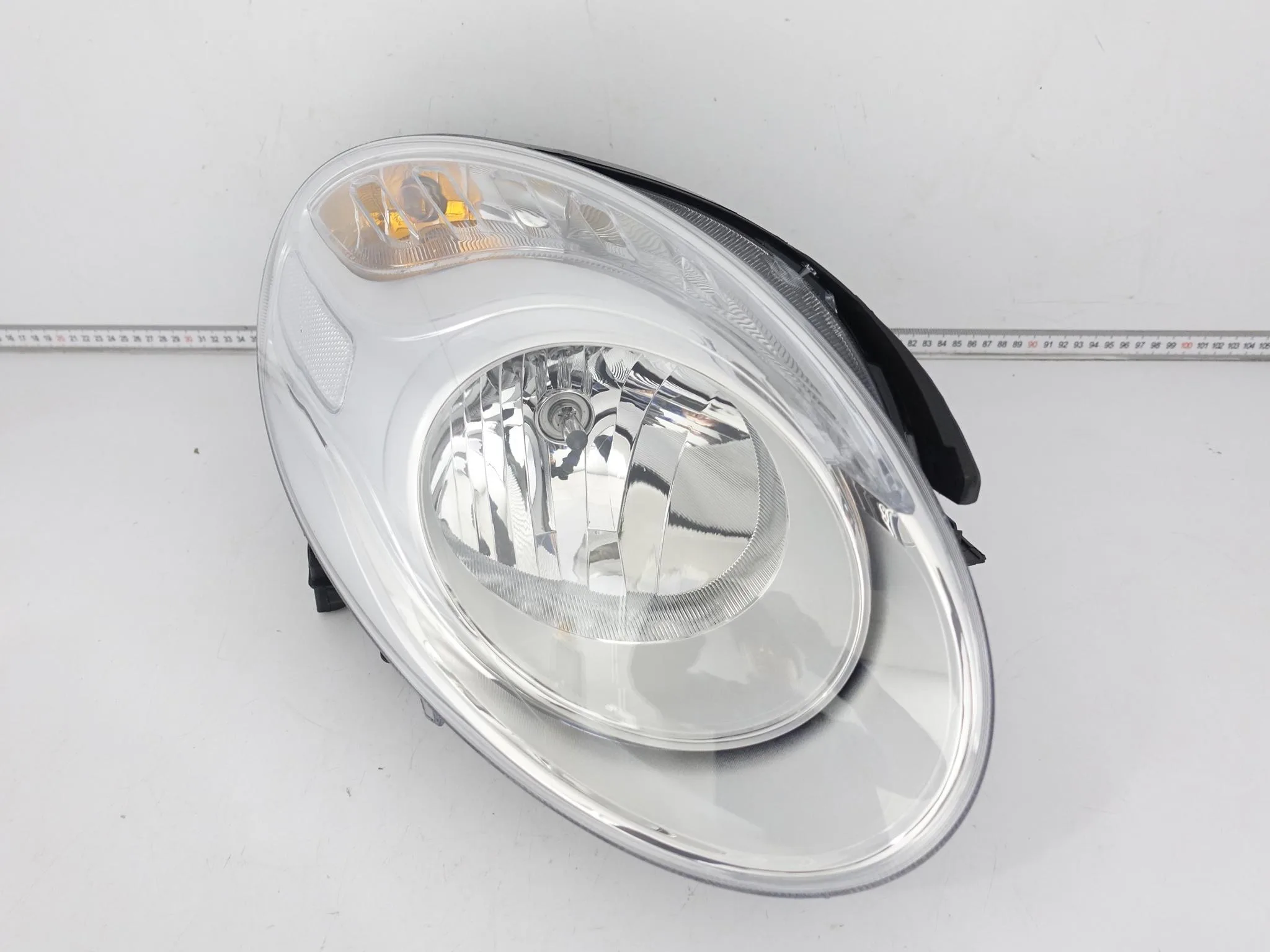 FIAT 500L 12- LAMPA ZWYKŁA HALOGEN PRAWA PRZÓD EUROPA 0fac6aa96f7ebb294a0aa94b3bd5684d