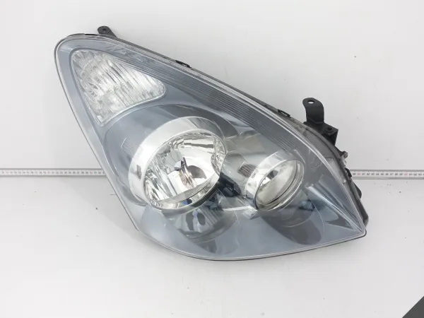 TOYOTA COROLLA VERSO II LIFT 07-09 PRAWA PRZÓD EU LAMPA ea53dd9f395a3d8070f629987b9bf435