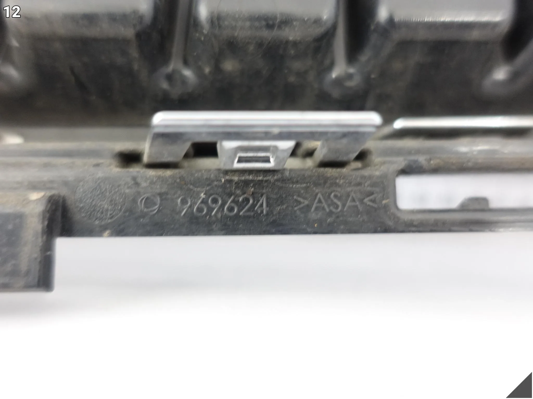 MERCEDES E-KLASA W213 S213 LIFT 20- GRILL ATRAPA LISTWA ZDERZAK PRZÓD 3a1a5b528b2618ae77022bc0128e9766