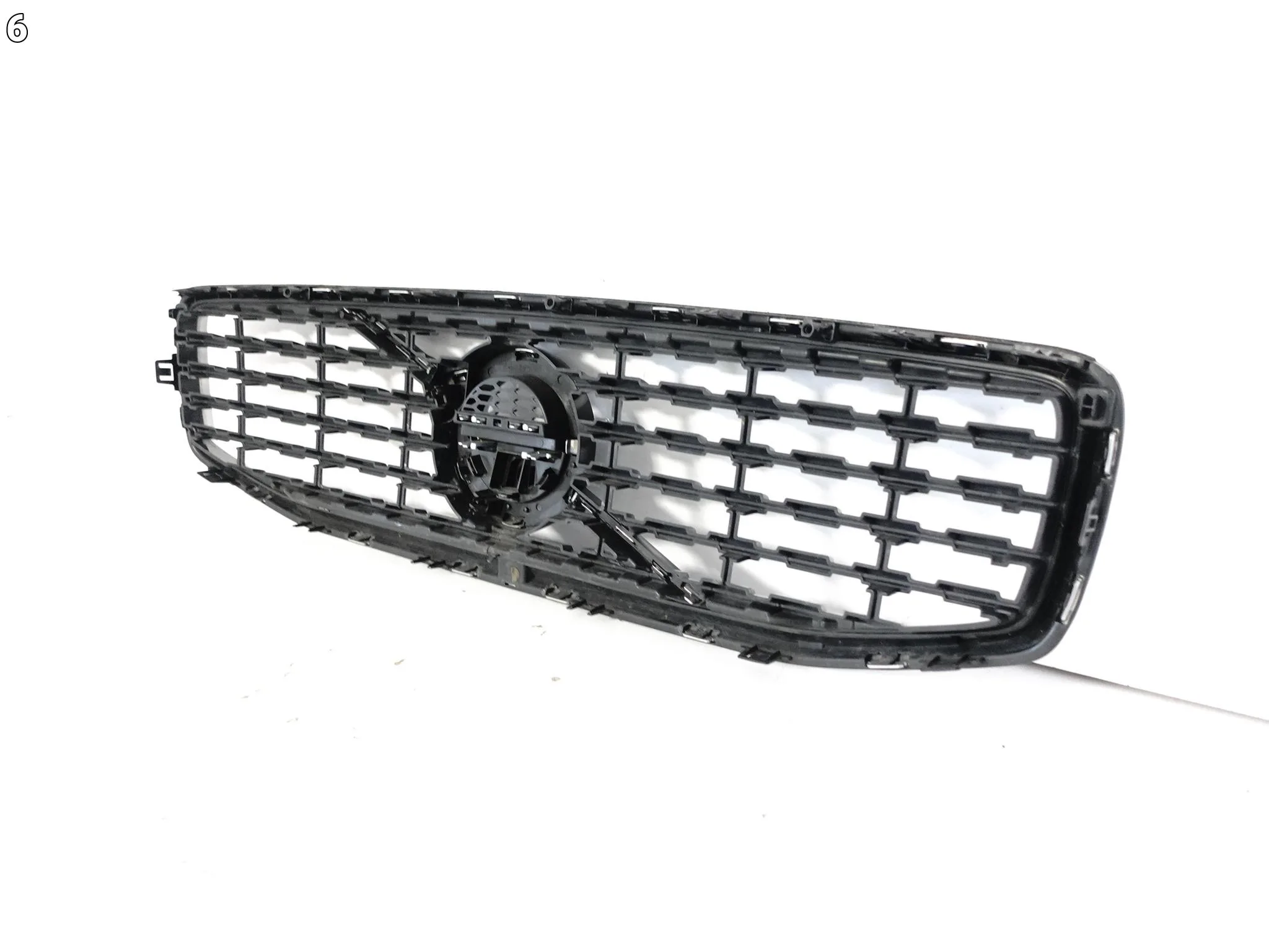 VOLVO V60 II S60 III R-DESIGN 18- GRILL ATRAPA KRATKA W ZDERZAK PRZÓD f1b751c0739f392f64f1bf83ed39dc87