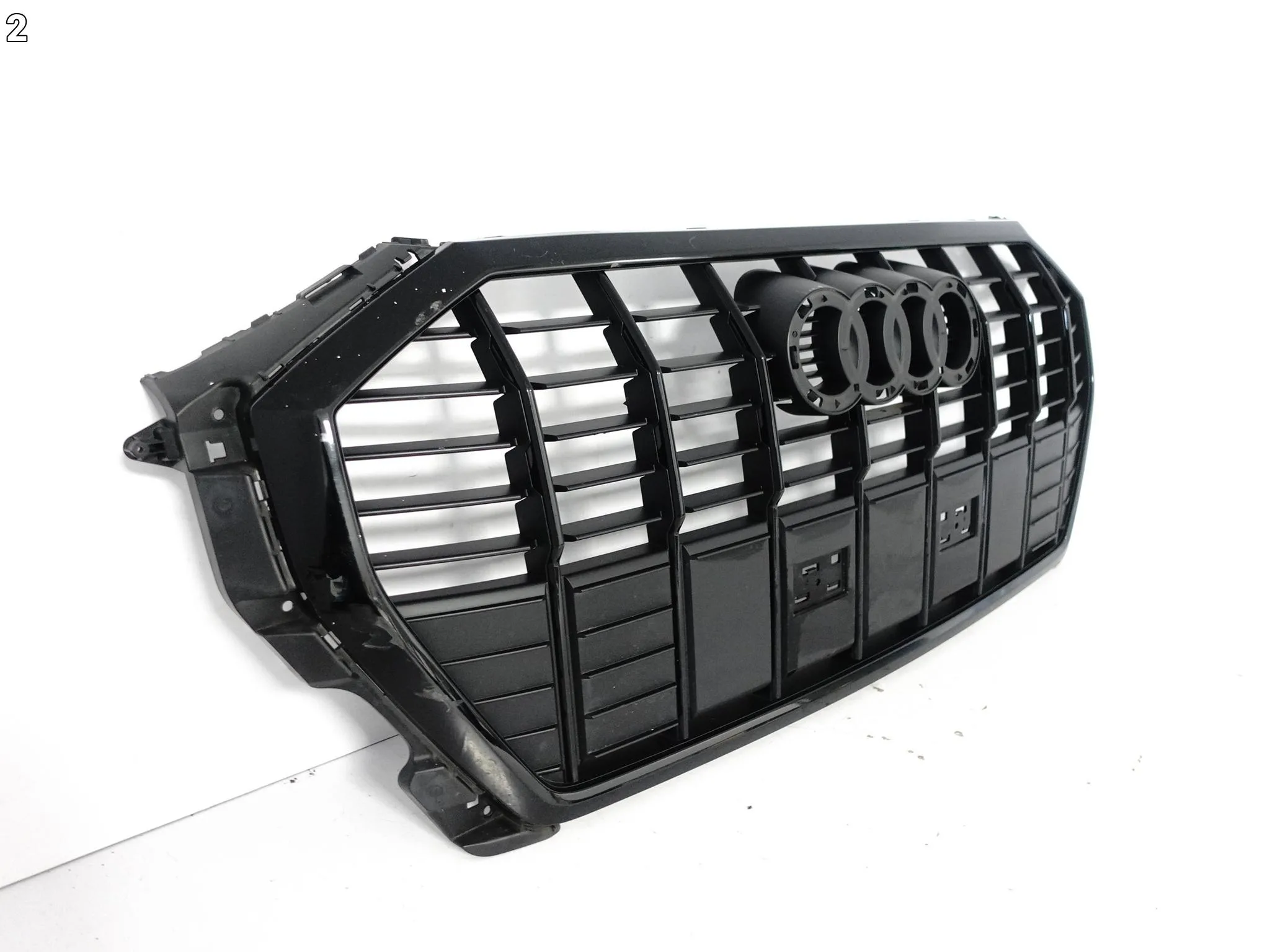 AUDI Q3 II F3 83A S-LINE 18-25 KRATKA GRILL ATRAPA W ZDERZAK PRZÓD BLACK 3e30b9e3ad6f6f28aabd544fb40cabe6