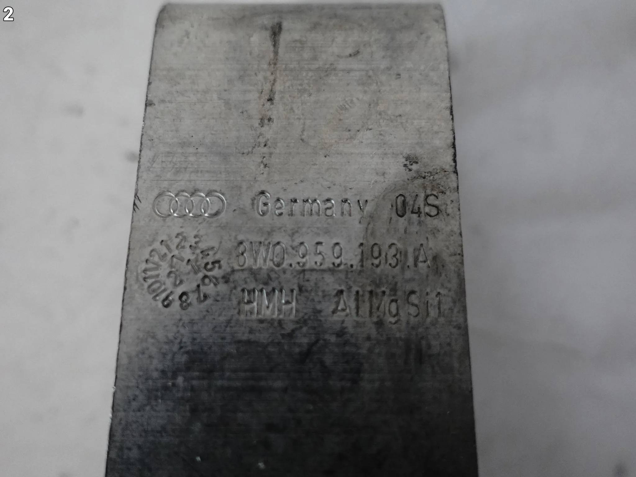 AUDI A4 S4 8W0 A5 F5 8W6 B9 15- UCHWYT MOCOWANIE BELKA ZDERZAK PAS PRZÓD faee4c8e3a8fb8e298ec6a26cf896627