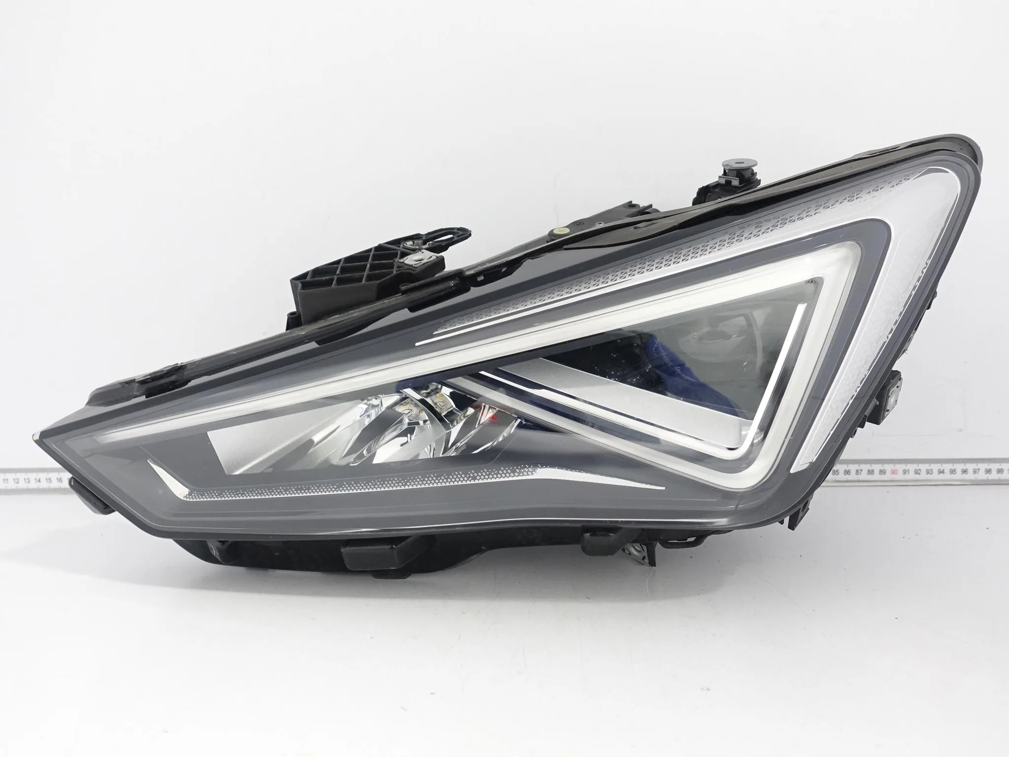 CUPRA FORMENTOR 5FG / SEAT LEON IV 4 20-24 LAMPA FULL LED LEWA PRZÓD EUROPA 19821e324ff4b6c8a4478a8b1ff9e8de
