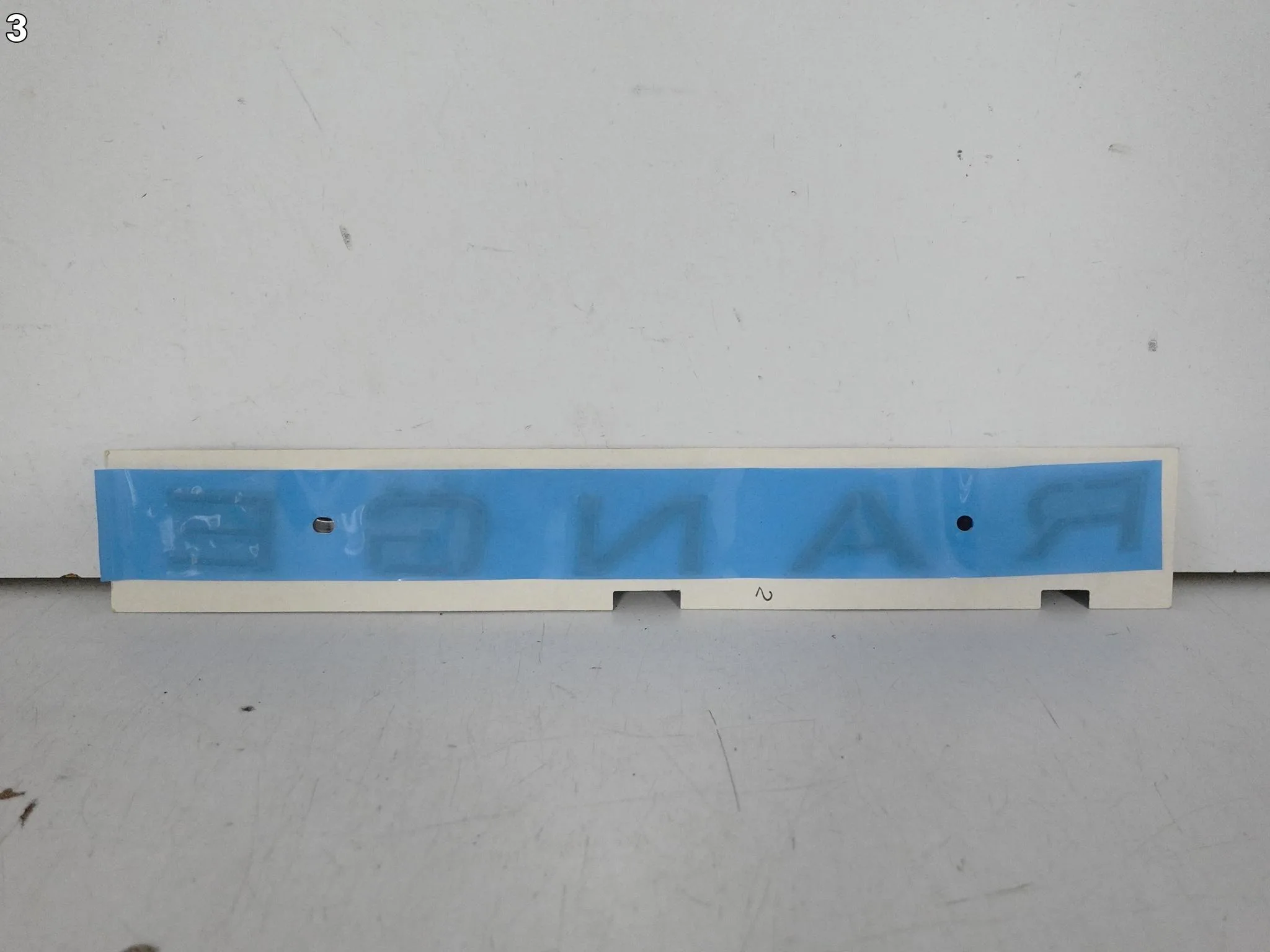 RANGE ROVER EVOQUE II L551 18- ZNACZEK NAPIS EMBLEMAT MASKI NOWY ORG SHADOW f5da8716742faa8c60be05a46aa87dfe