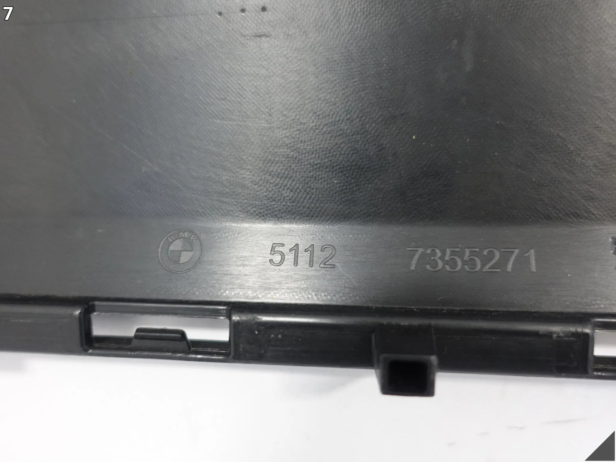 BMW X1 F48 ZWYKŁY BASIS 15-22 LCI LIFT SPOILER DOKŁADKA W ZDERZAK TYŁ e83468209820b77ba8fc8ba34df0df07