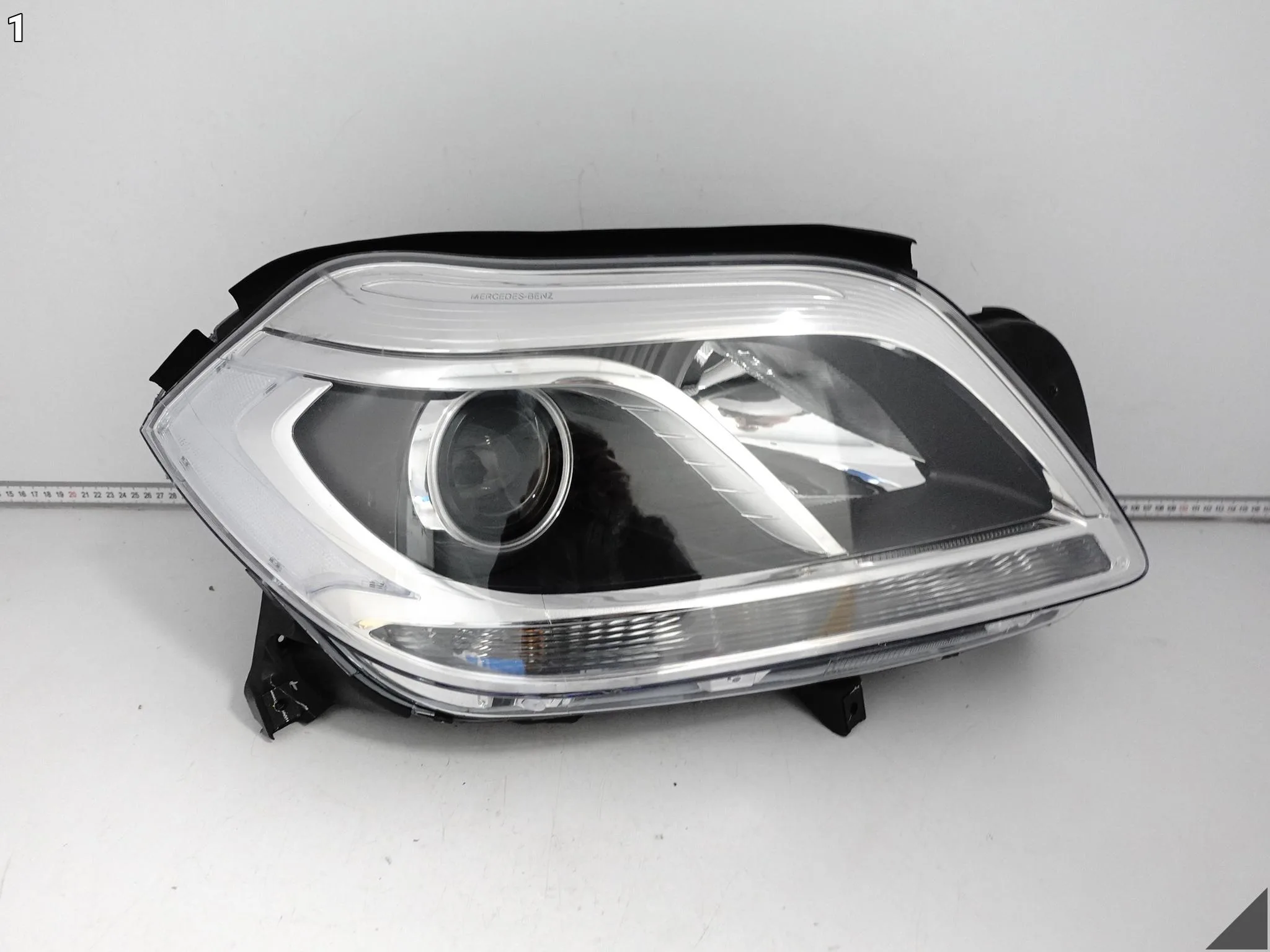 MERCEDES GL II X166 12-15 LAMPA HEADLIGHT ZWYKŁA HALOGEN PRAWA PRZÓD EU 64f34ad2fab605f768724c4afcb6b287