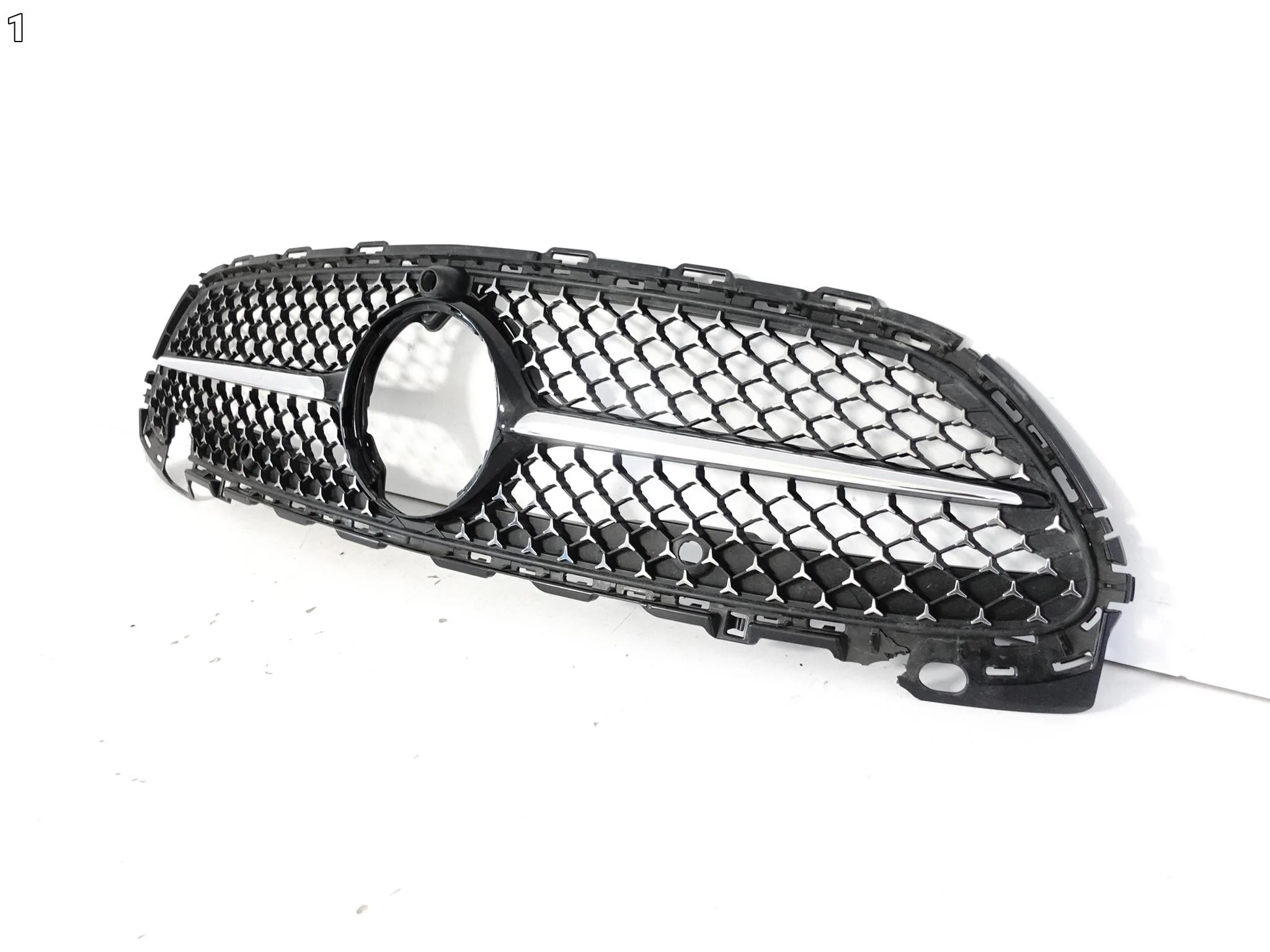 MERCEDES C-KLASA W206 S206 AMG LINE 21- GRILL ATRAPA KRATKA W ZDERZAK PRZÓD 53b587c1a73116c4d7c55bc00d4976b1