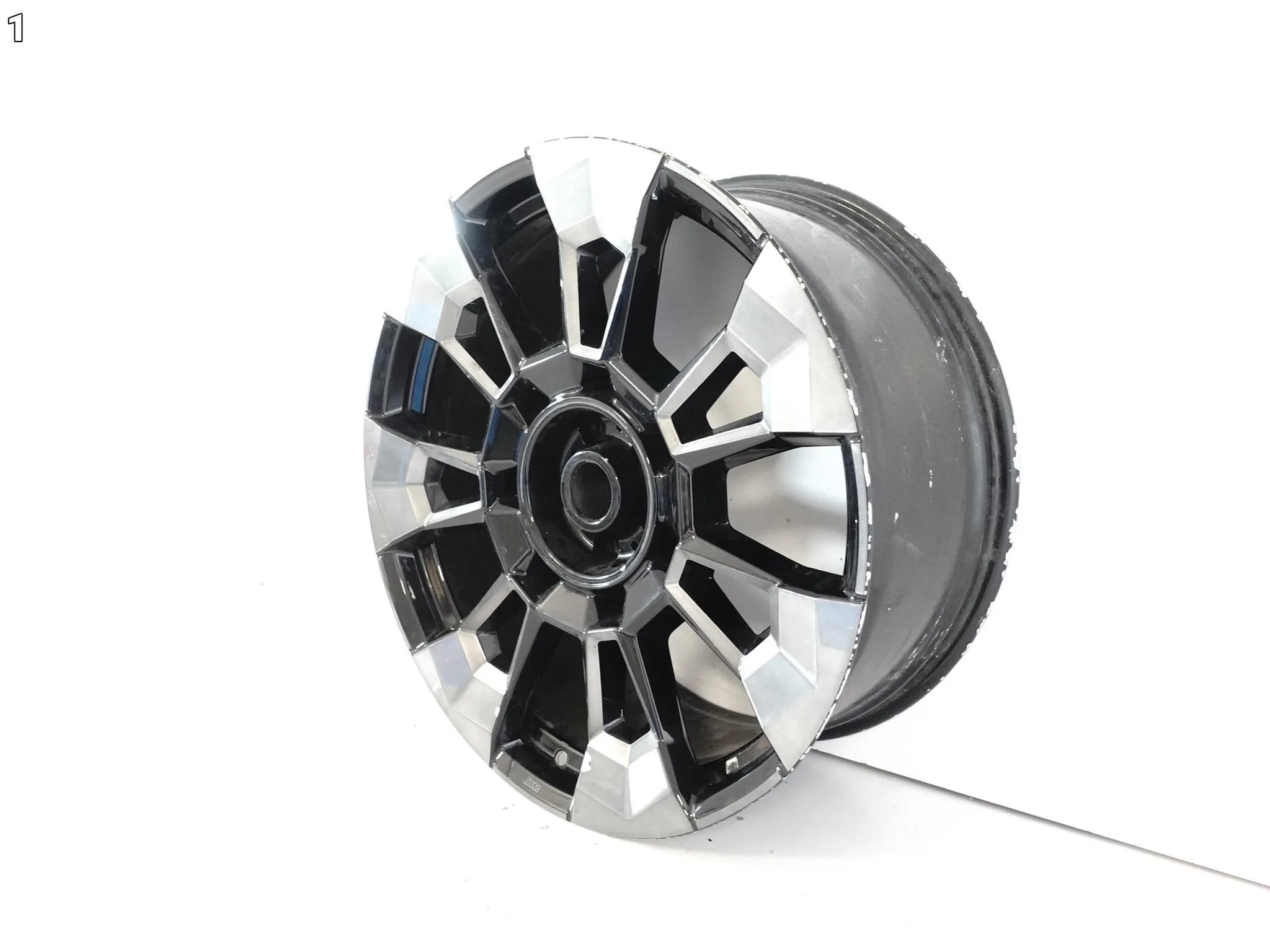 BMW XM X M G09 22- FELGA 10Jx23 IS22 5×120 1543991 6856021 77b179eac3387090f3d910229209ed8a