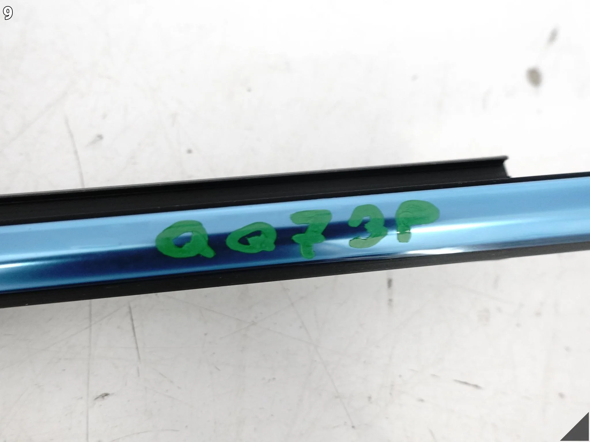 SEAT ARONA 6F9 6F0 17- LISTWA ZGARNIAJĄCA SZYBY DRZWI PRZÓD PRAWA 3Q7 72df55c7ae92b15b077347e3117054e8