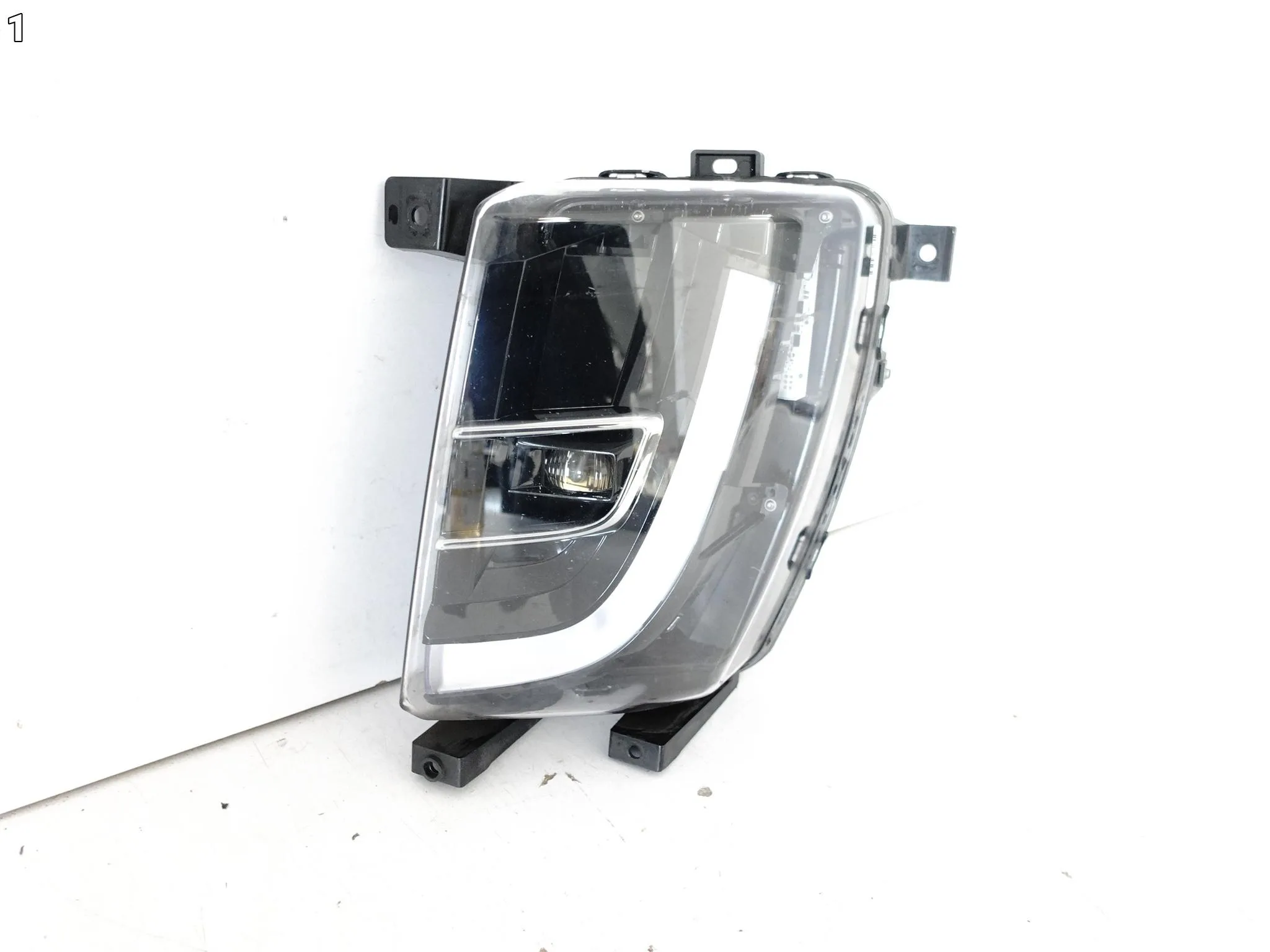 TESLA MODEL X 15- LAMPA HALOGEN LED DRL LEWY W ZDERZAK PRZÓD 6e1b29f5126f0aaff5dd49b6a30264c2