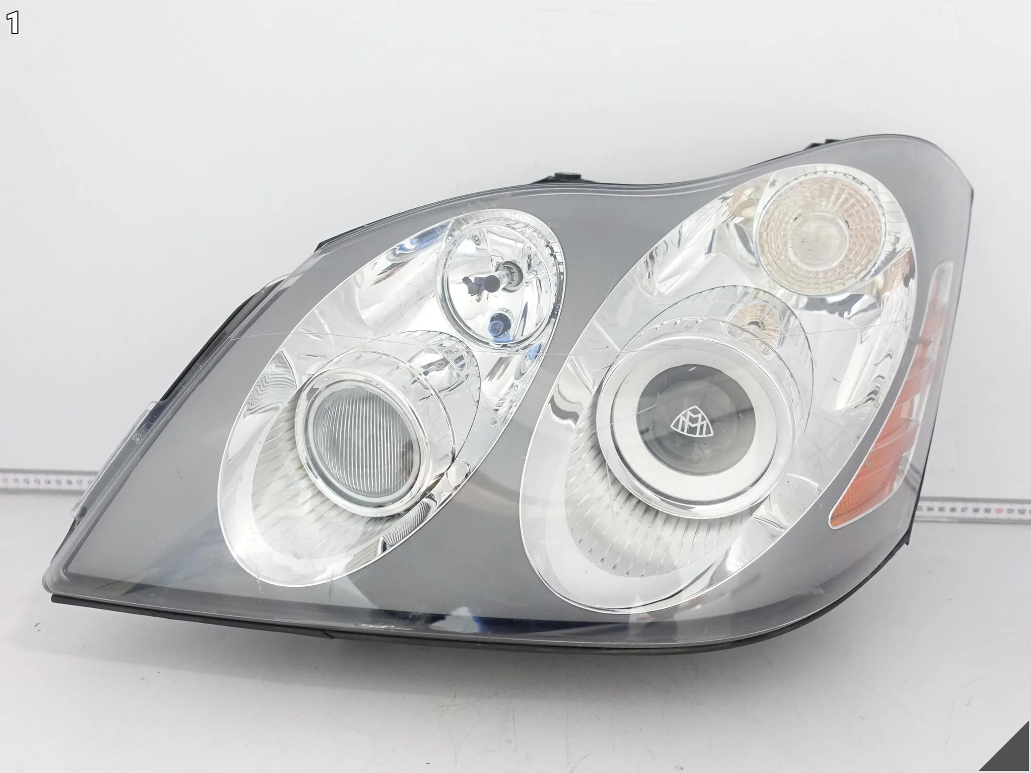 MAYBACH 57 W240 62 V240 03-13 LAMPA HEADLIGHT XENON LEWA PRZÓD 8447265c3f7aaab7d7424e657f4ba36b