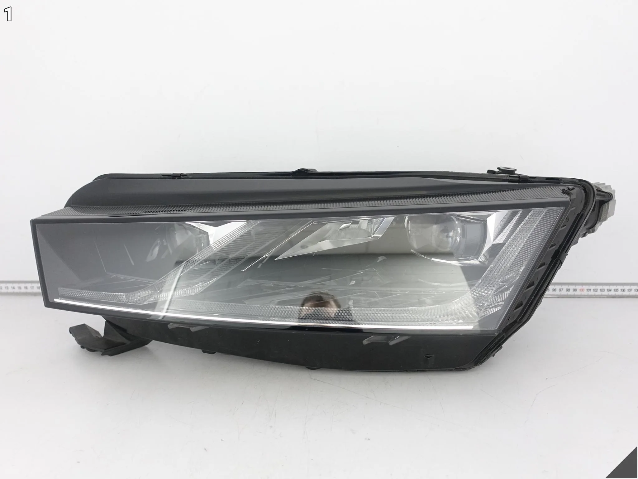 SKODA OCTAVIA IV 4 5E4 20-23 LAMPA FULL LED CRYSTAL LIGHTING LEWA PRZÓD EU 02364eeb4056e2344c075535addf7518