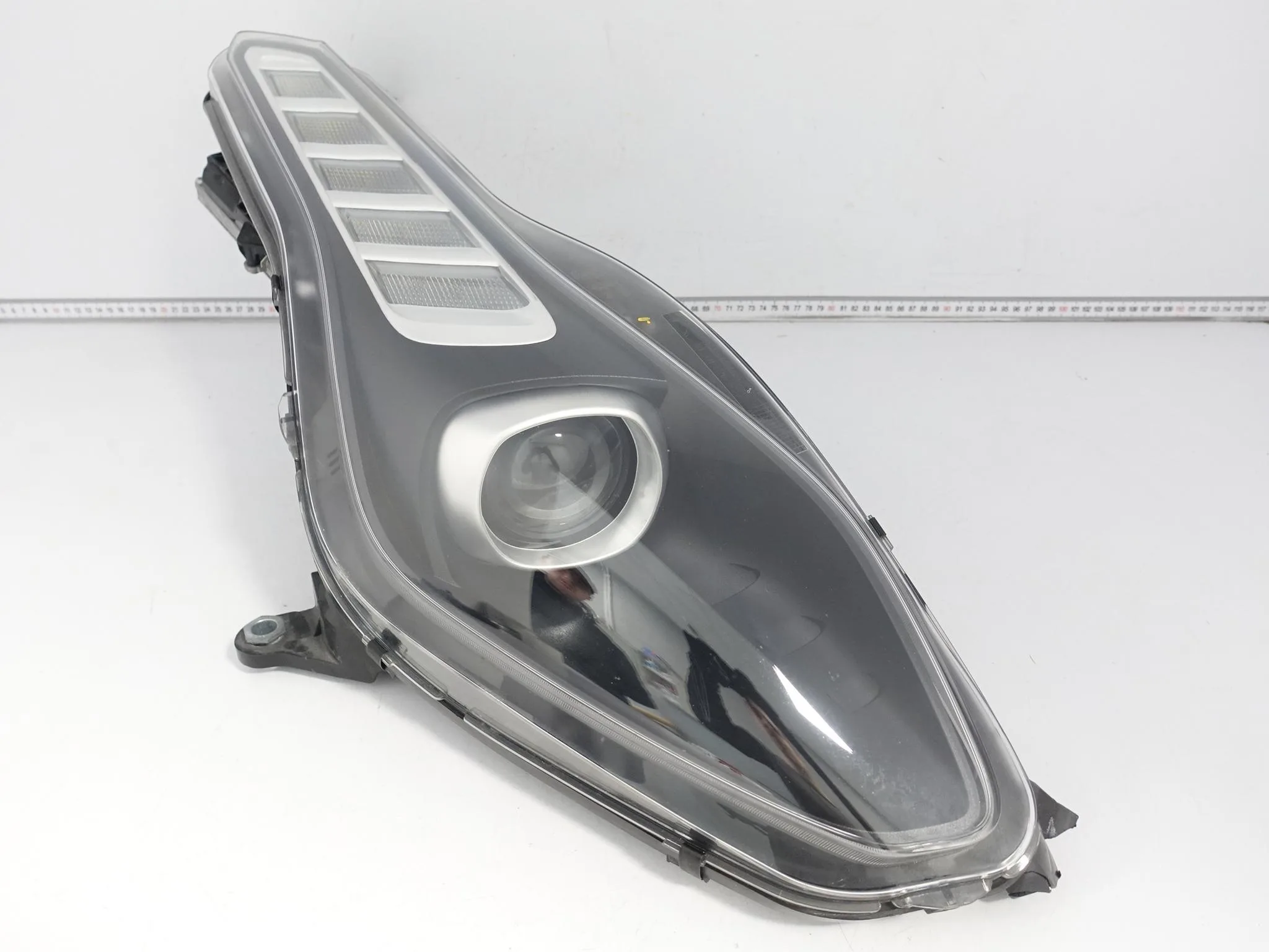 FERRARI CALIFORNIA T 149M LIFT 14-17 LAMPA XENON + LED PRAWA PRZÓD EUROPA b9bd598b08c284fcf679ffeda512ca05
