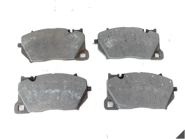 LAMBORGHINI URUS BENTLEY BENTAYGA KLOCKI HAMULCOWE CERAMICZNE PRZÓD b743a017c8e596aef5b07c399d5db909