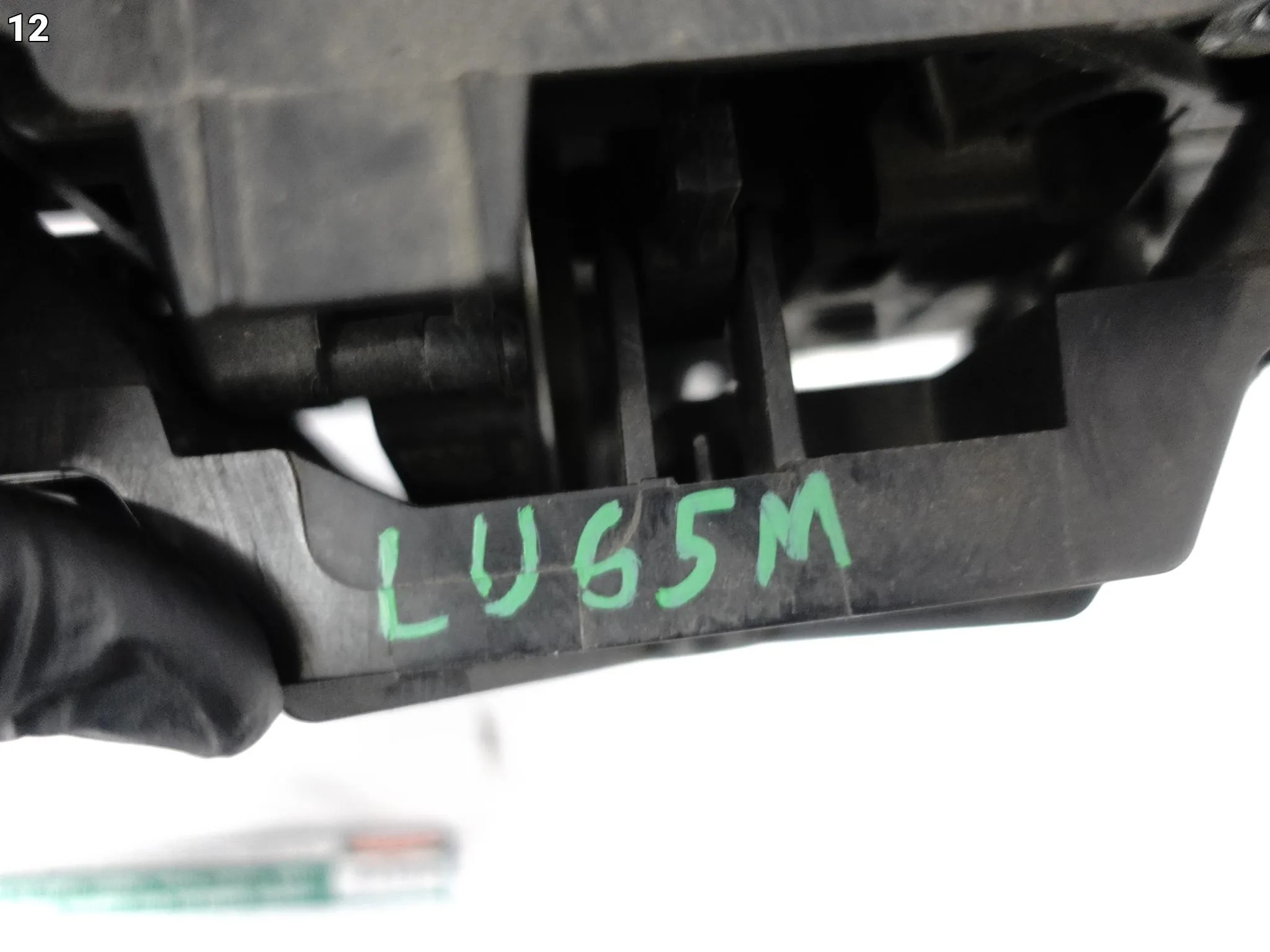 AUDI A4 S4 8W0 A5 S5 F5 8W6 B9 15- KIEROWNICA POWIETRZA ROLETA WLOT ŻALUZJA 37c400d97a94ce1000376cc11e97901e
