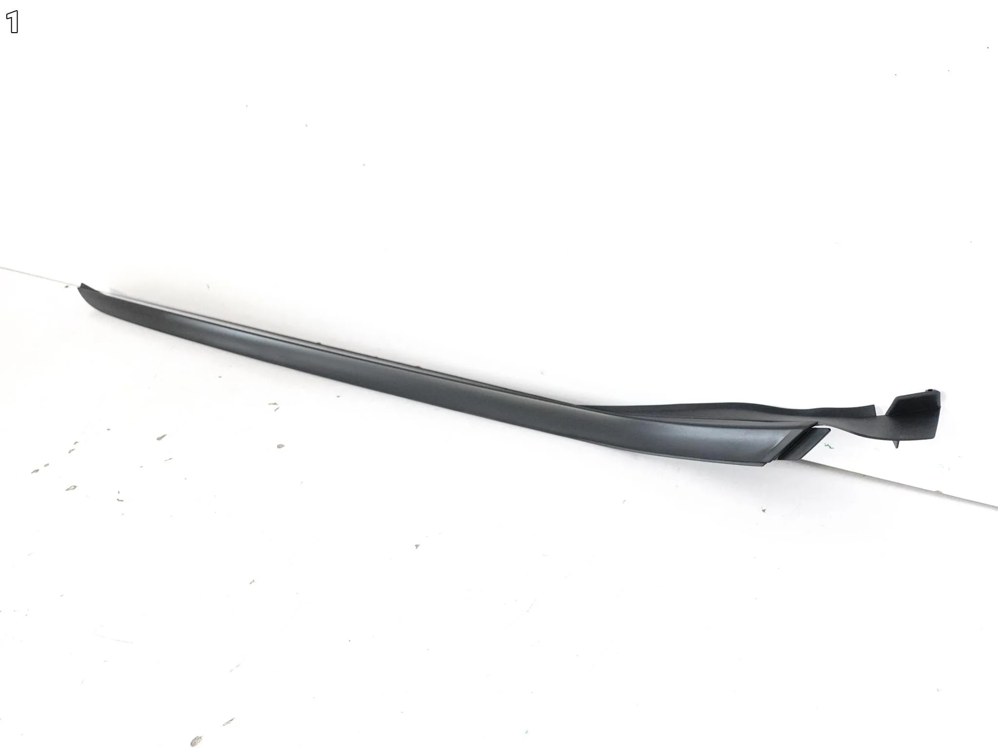 LEXUS RX RX450 RX350 IV LIFT 19-22 LISTWA SZYBY PRZEDNIEJ PRAWA PRZÓD 51b1a73fe4bbf86f4c03a06cc4f9ede2