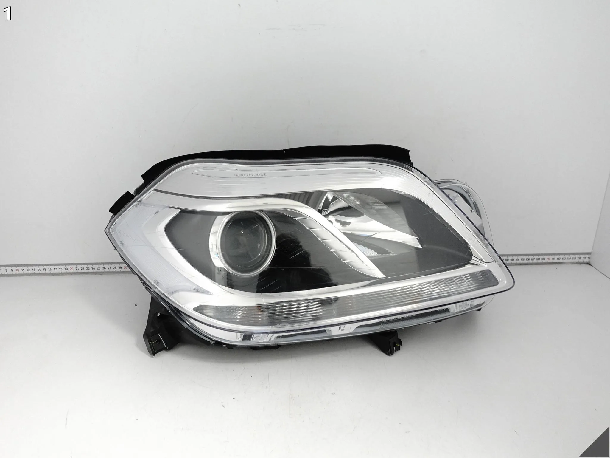 MERCEDES GL II X166 12-15 LAMPA HEADLIGHT ZWYKŁA HALOGEN PRAWA PRZÓD EU af32c52b9fc49f49d9dd79d937d6acac