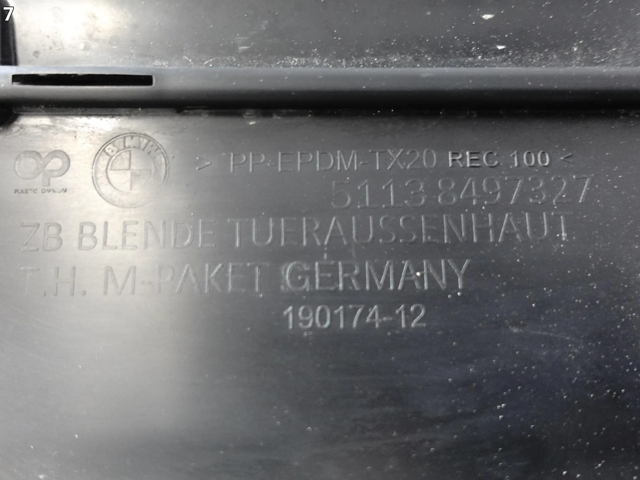 BMW iX IX I20 M-PAKIET 21- LISTWA NAKŁADKA OSŁONA DOLNA NA DRZWI PRZÓD LEWA 7f5f70abe98988e3049d93d525090741
