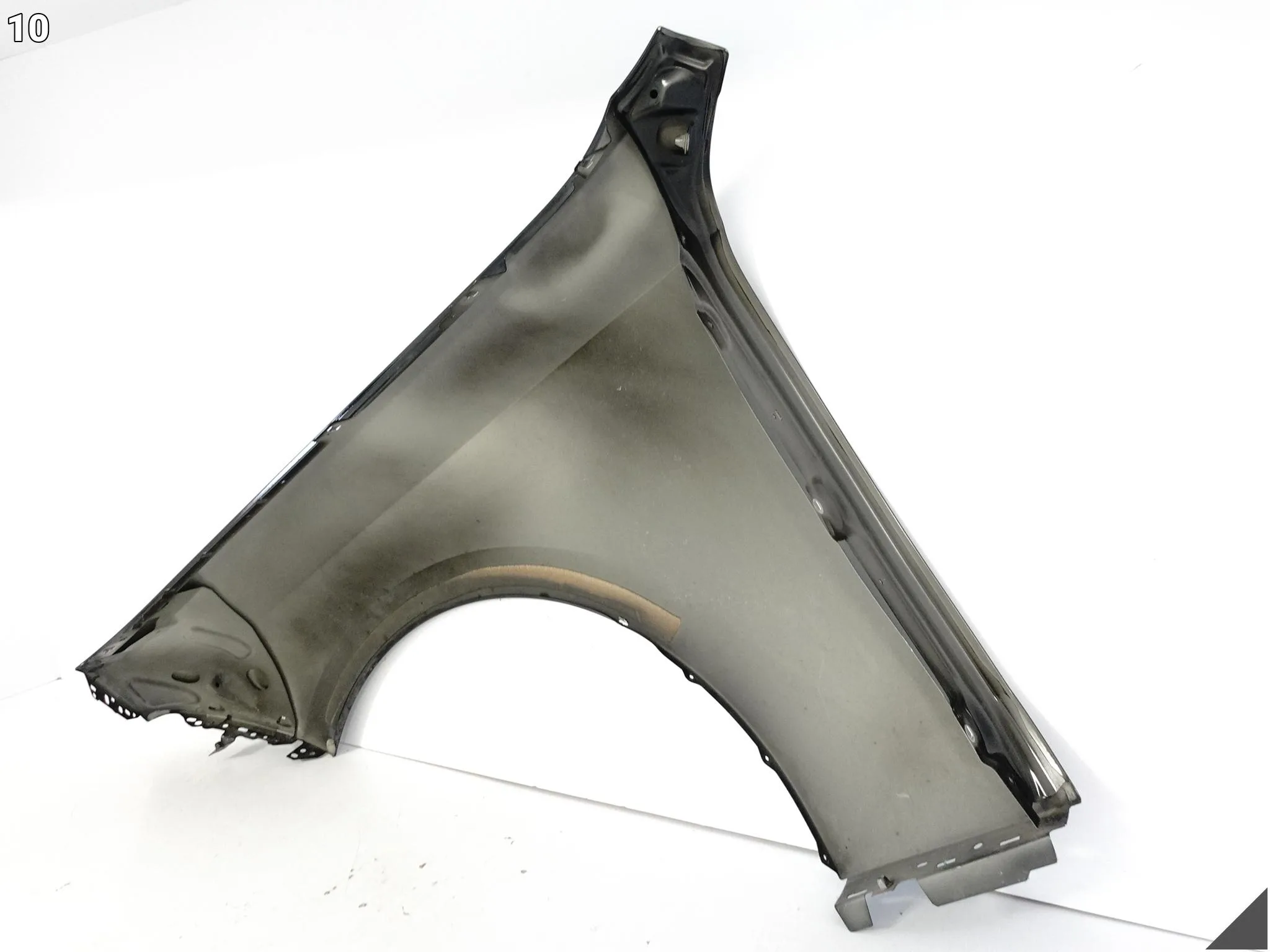 BMW 7 i7 G70 22- BŁOTNIK FENDER PRAWY PRZÓD af3d8ae4554a735087302688d56e7976
