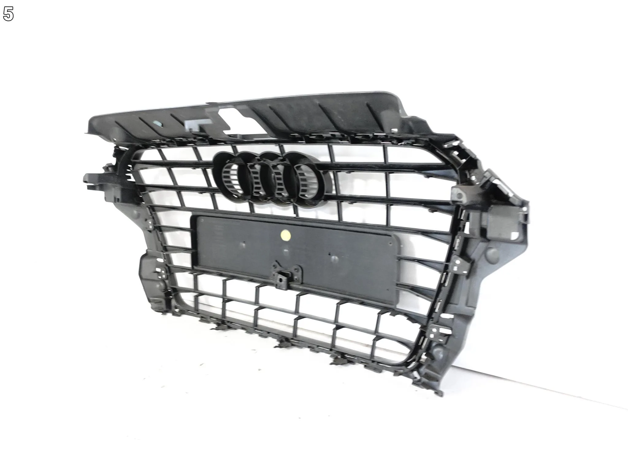 AUDI A3 8V3 8V0 12-16 GRILL ATRAPA KRATKA W ZDERZAK PRZÓD 1af0a539e1a9ed4181903882a76bc958