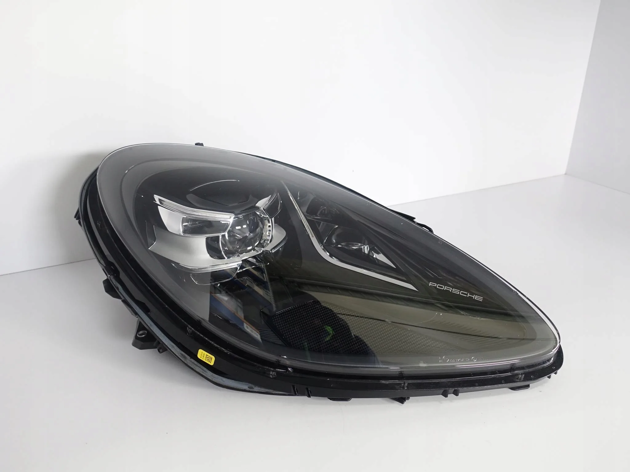 PORSCHE MACAN 95B LIFT 18-22 FULL LED PRAWA EU LAMPA *LED’y nie działają* 8e0609e5e4ea2569bf25020c806dd441