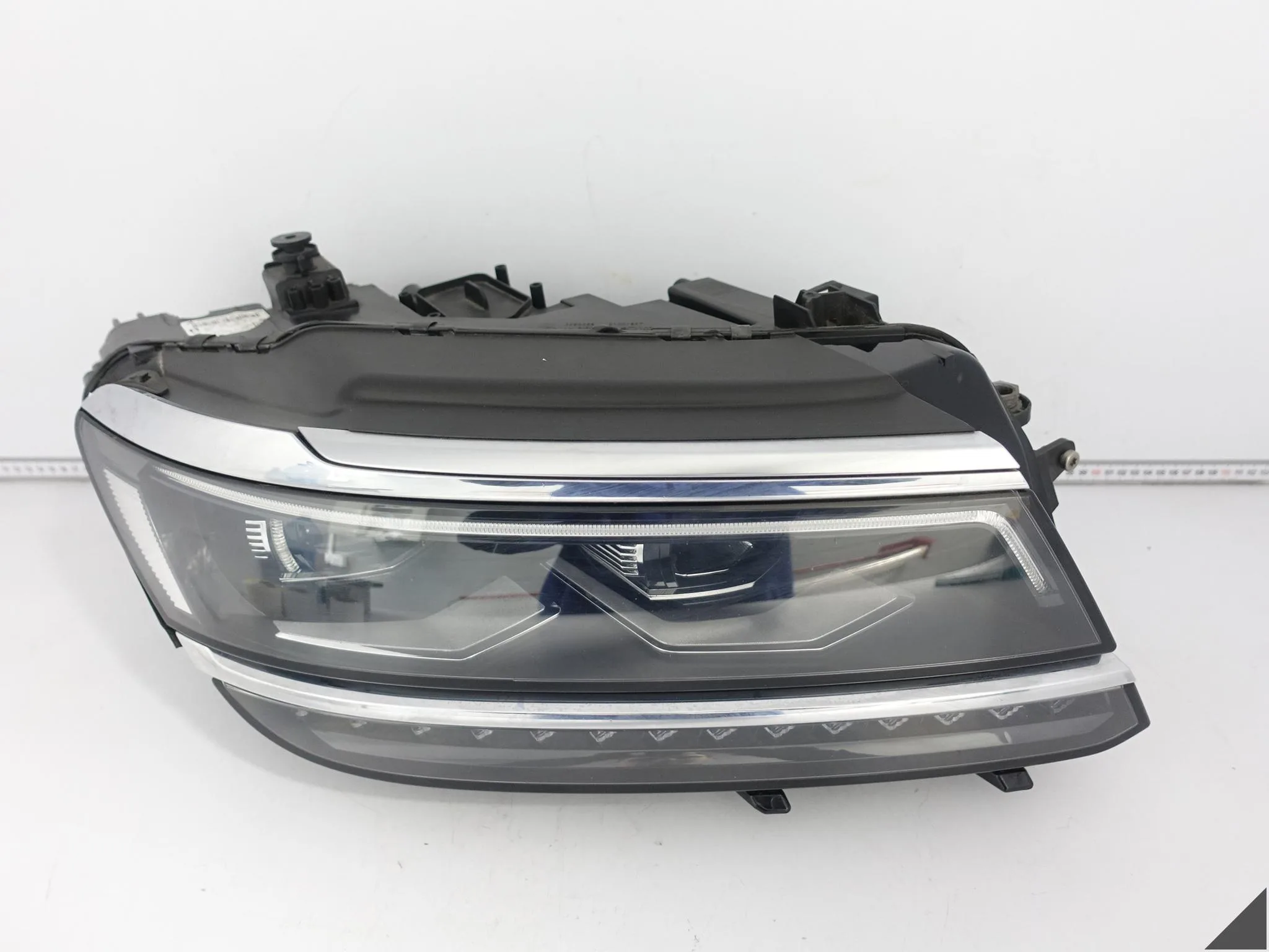 VW TIGUAN II 2 5NB 15-20 LAMPA HEADLIGHT FULL LED PRAWA PRZÓD EUROPA 78a593c14a3a1dccdbce6f8cf157bf86