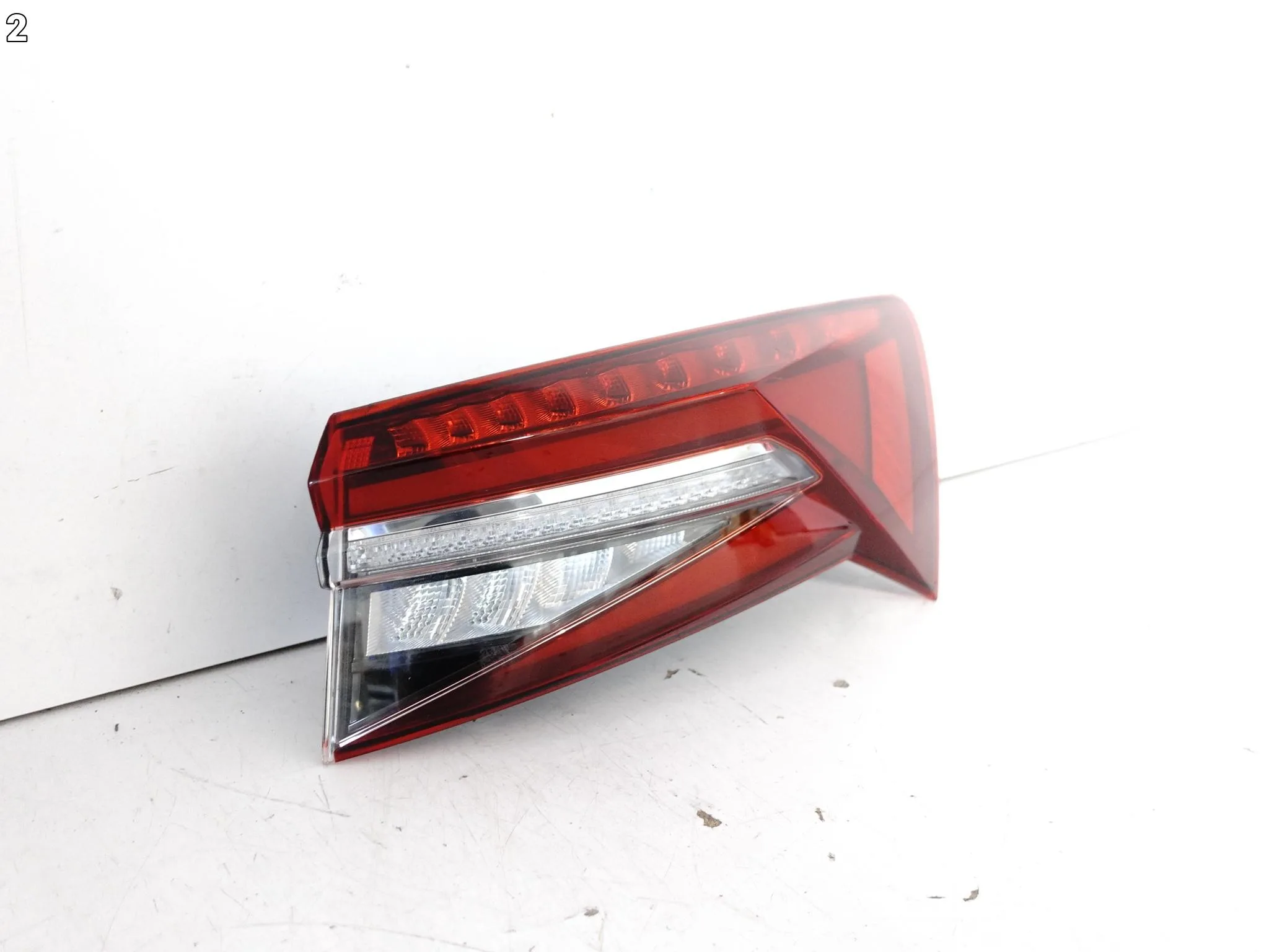 SKODA KODIAQ I 1 565 LIFT 21-24 LAMPA LED PRAWA TYŁ EUROPA d67d7fd553497956e5347d703b0fb9ec