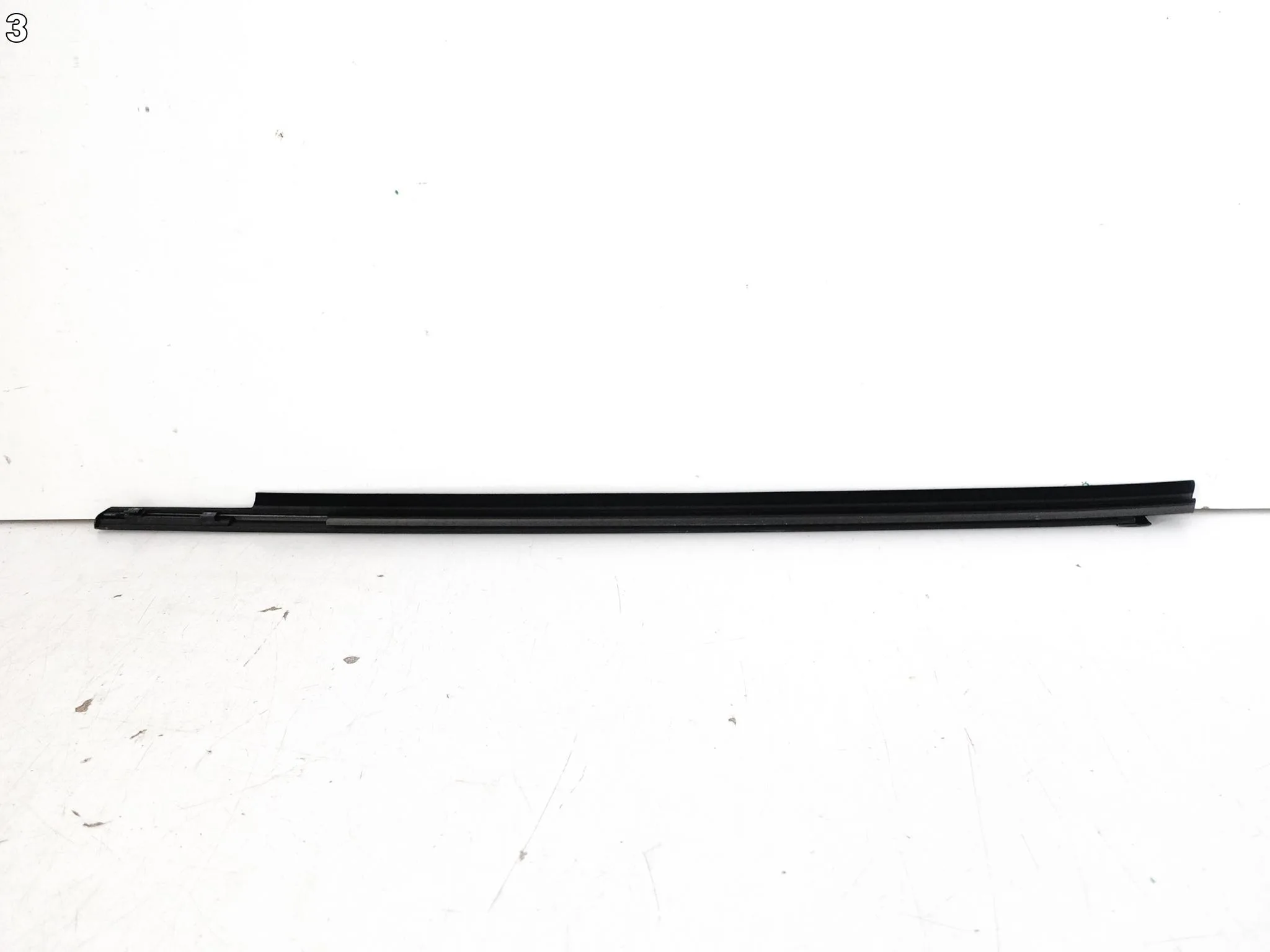 TOYOTA YARIS III 3 LIFT 14-20 LISTWA ZGARNIAJĄCA SZYBY TYŁ PRAWA CHROM b79b1450dc667657ae10101cbf9be7f5