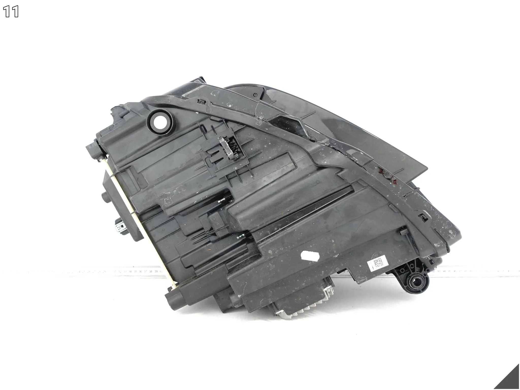 AUDI Q4 E-TRON 89A 21- LAMPA MATRIX HIGH FULL LED PRAWA PRZÓD EUROPA e65c189ffd2861e928457d5a7daa0008