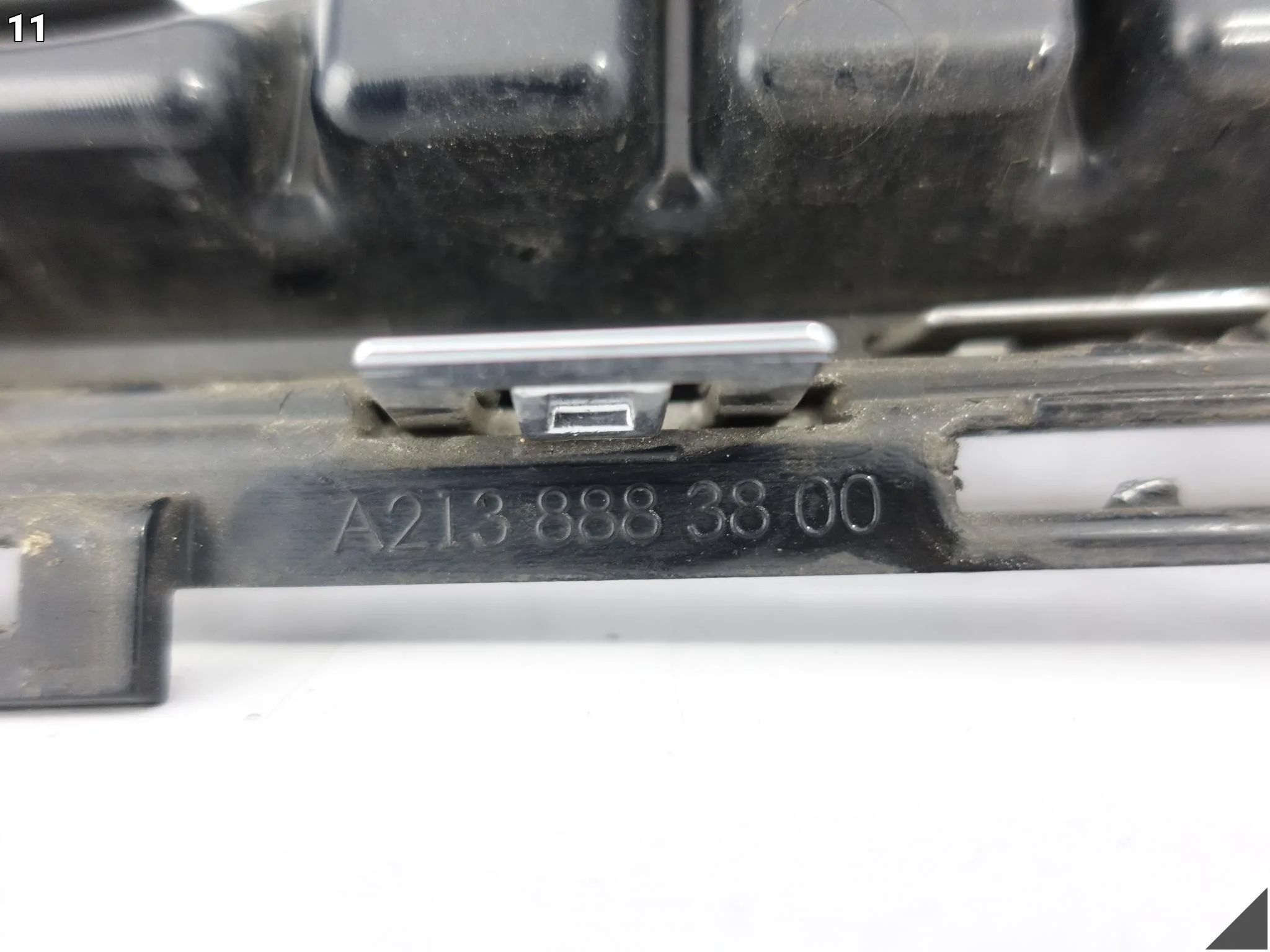 MERCEDES E-KLASA W213 S213 LIFT 20- GRILL ATRAPA LISTWA ZDERZAK PRZÓD bc13e1e5784538fc6180500893ce7fff