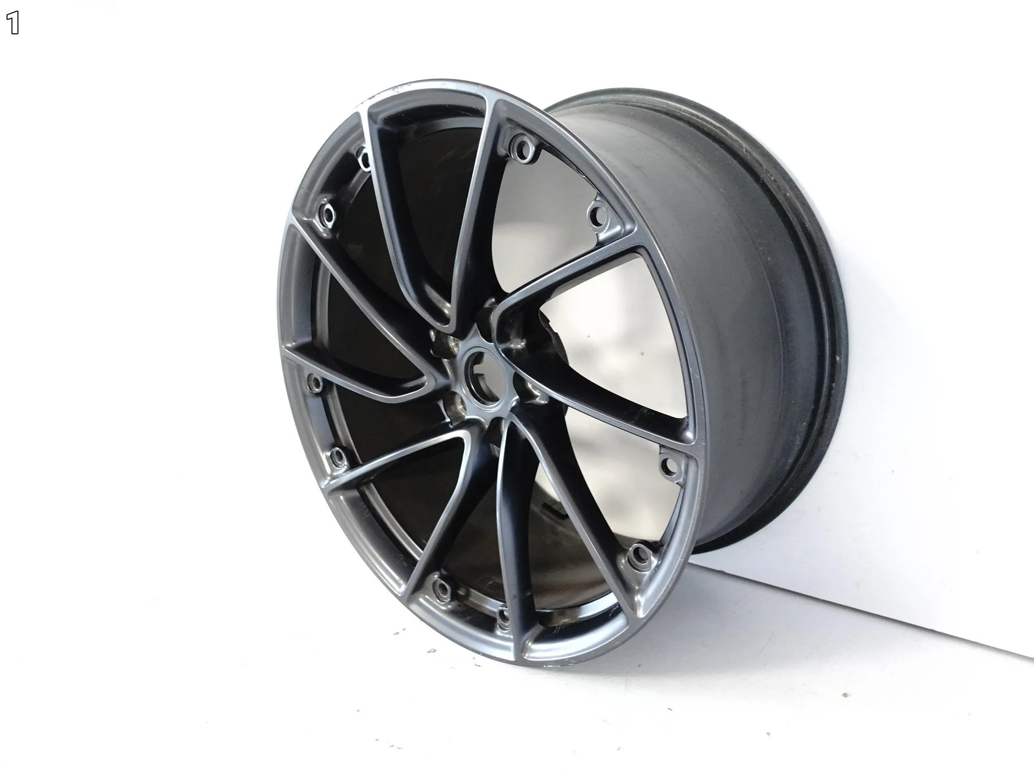 TESLA MODEL 3 HIGHLAND LIFT 23- 10Jx20 ET45 5×114,3 FELGA 1344226-00-B a387a689f7c8ebc420f78ecd940a1037
