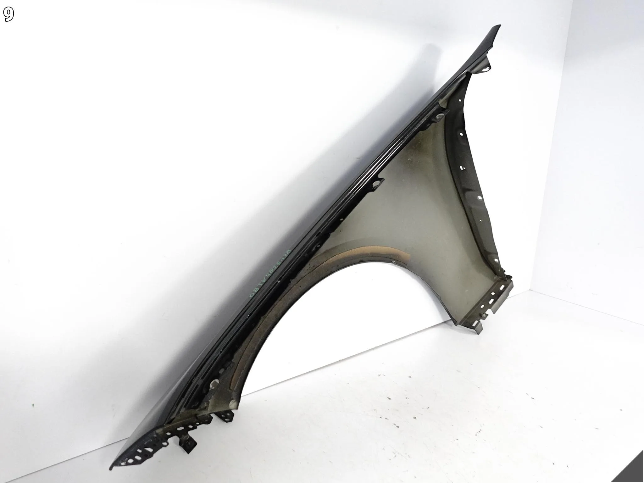 BMW 7 i7 G70 22- BŁOTNIK FENDER PRAWY PRZÓD 5b54339a9763a0de92907860ab0913fb