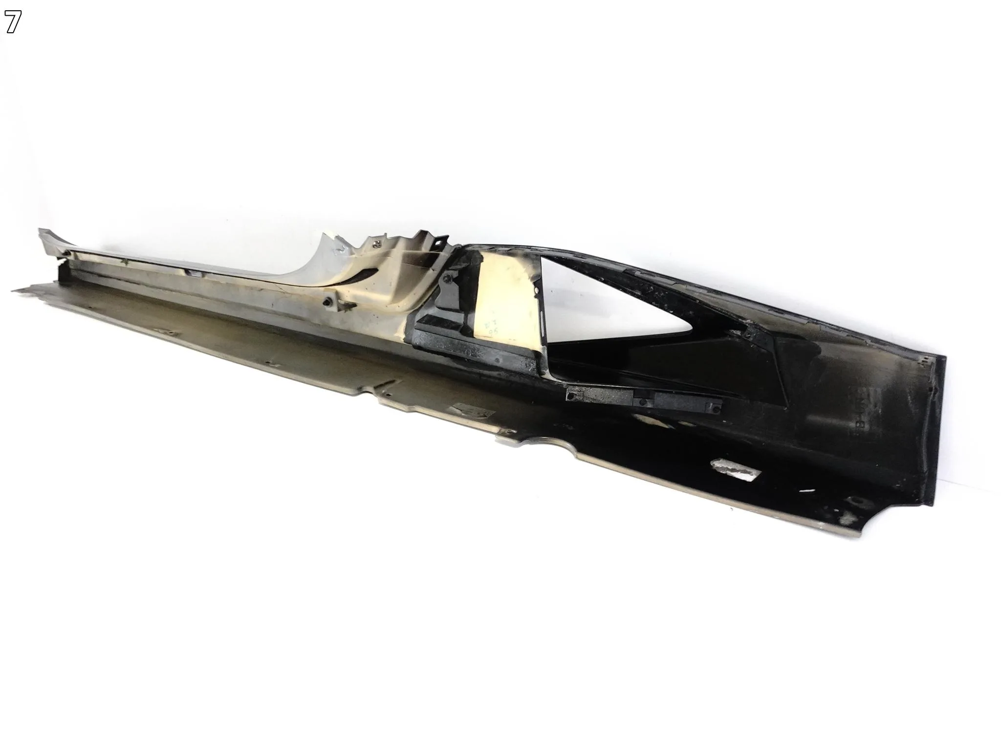 LAMBORGHINI HURACAN 4T0 13- LISTWA NAKŁADKA OSŁONA PROGOWA WLOT PRAWA 65db040dda543863dd0f79ad4fbd85bf