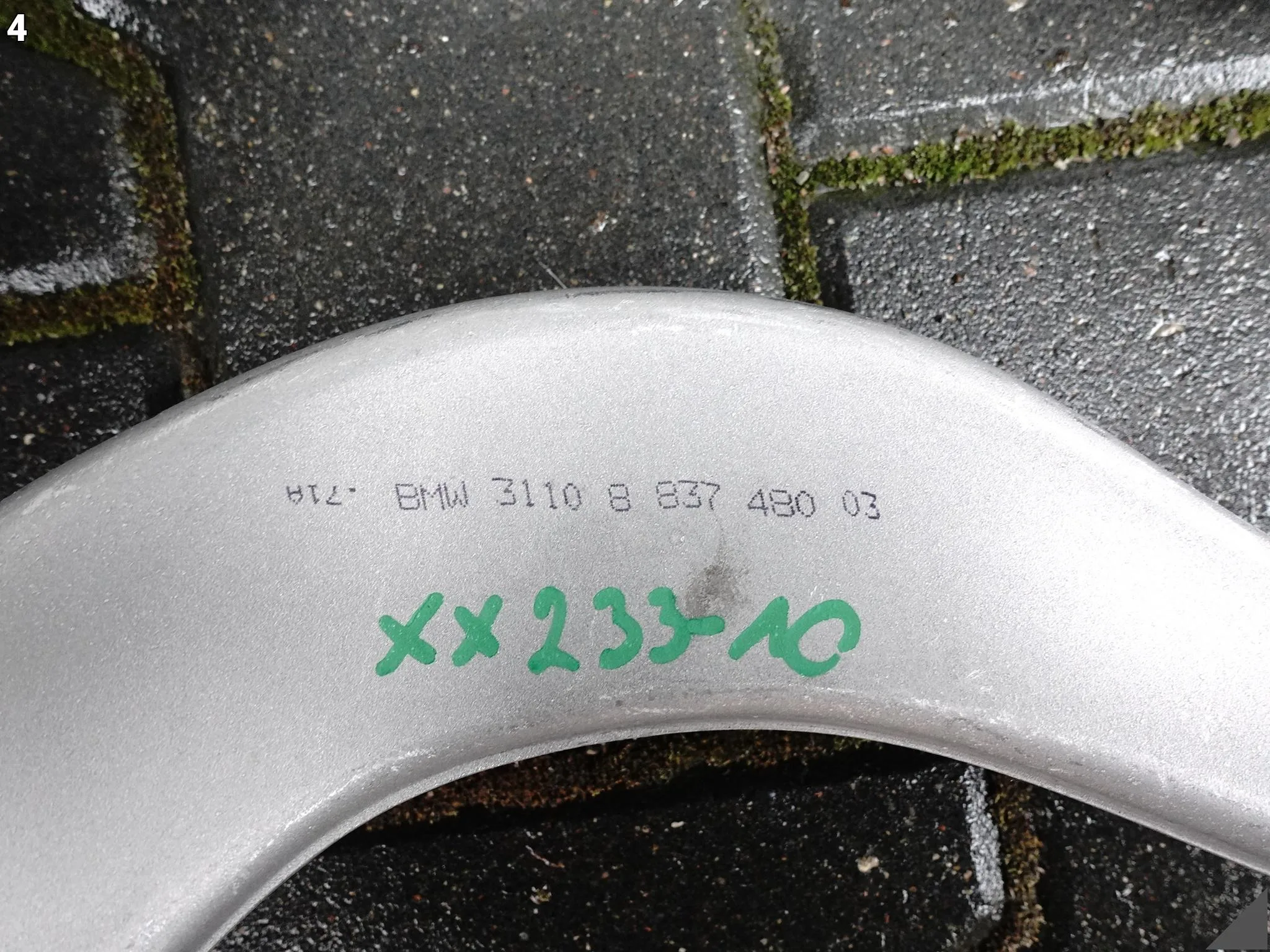 BMW 5 G60 G61 23- WAHACZ ROZPRĘŻNY Z PODUSZKĄ PRZÓD PRAWY ORYGINALNY 096e104ff1a984ca774f18a7462d30fc