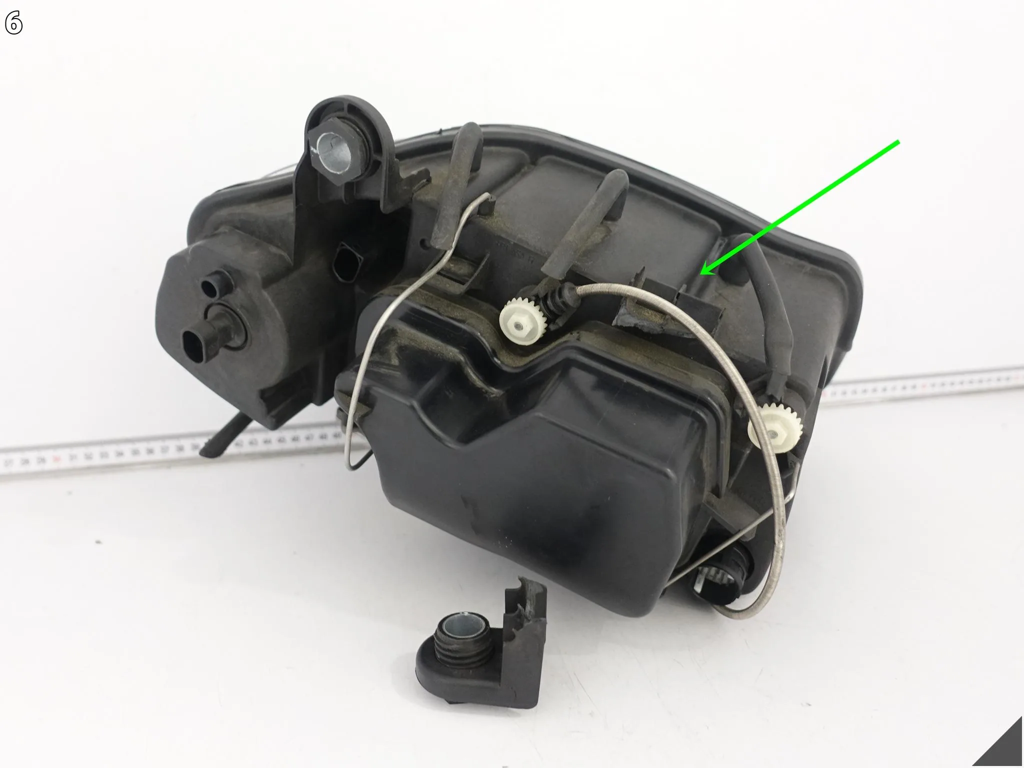 MASERATI QUATTROPORTE V 5 04-08 M139 LAMPA XENON LEWA PRZÓD EUROPA 7168a5fd44d7e2272e756e39e5a09709