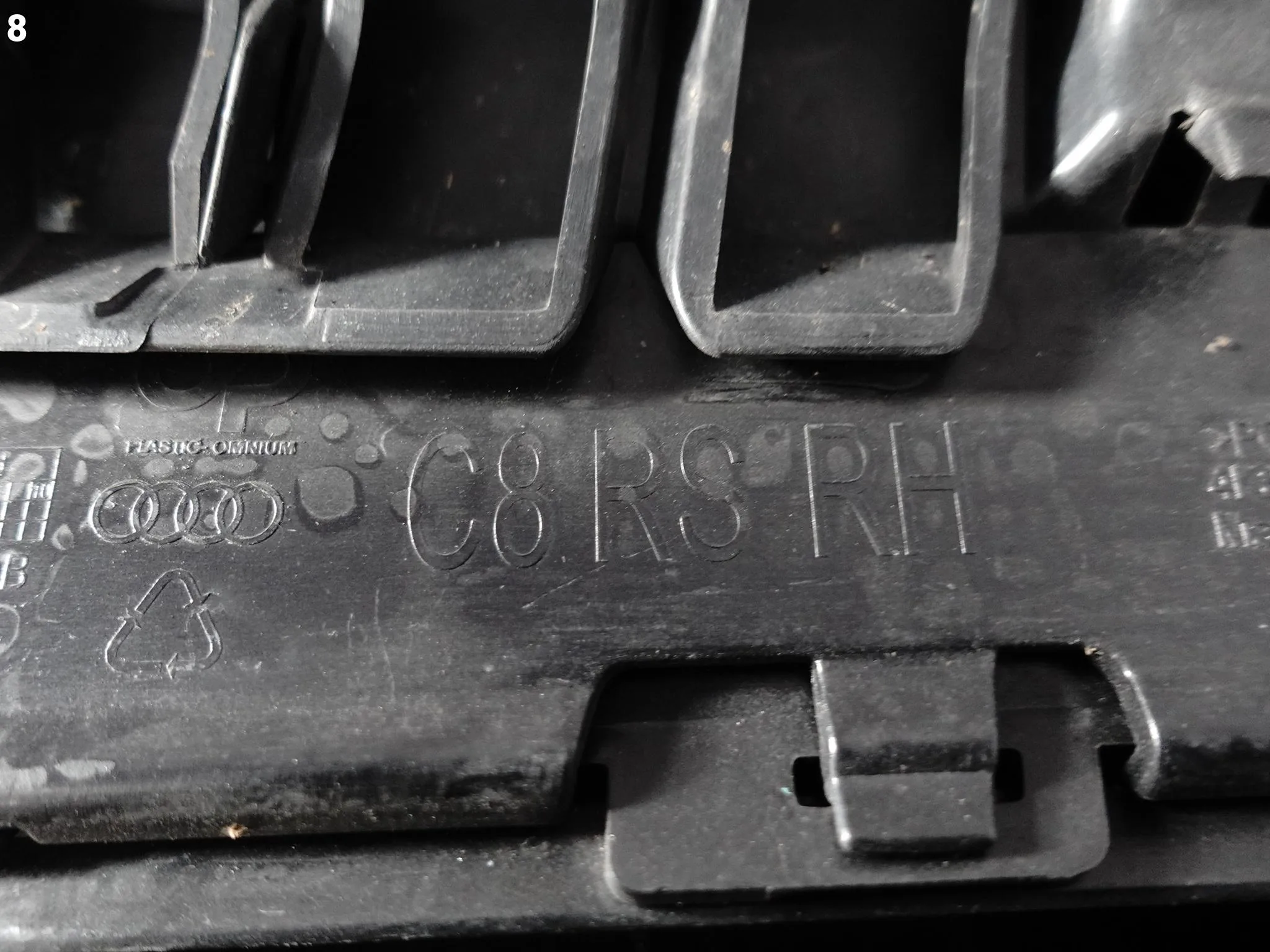 AUDI RS7 RS6 4K8 C8 19-25 KRATKA WLOT ATRAPA W ZDERZAK PRZÓD PRAWA ORG b4da18cfca17bf99040650369ad0c2df